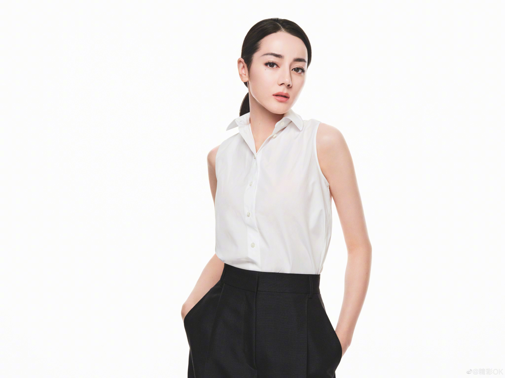 中国著名演员迪丽热巴现成为dior迪奥中国彩妆代言人,魅力演绎由迪奥