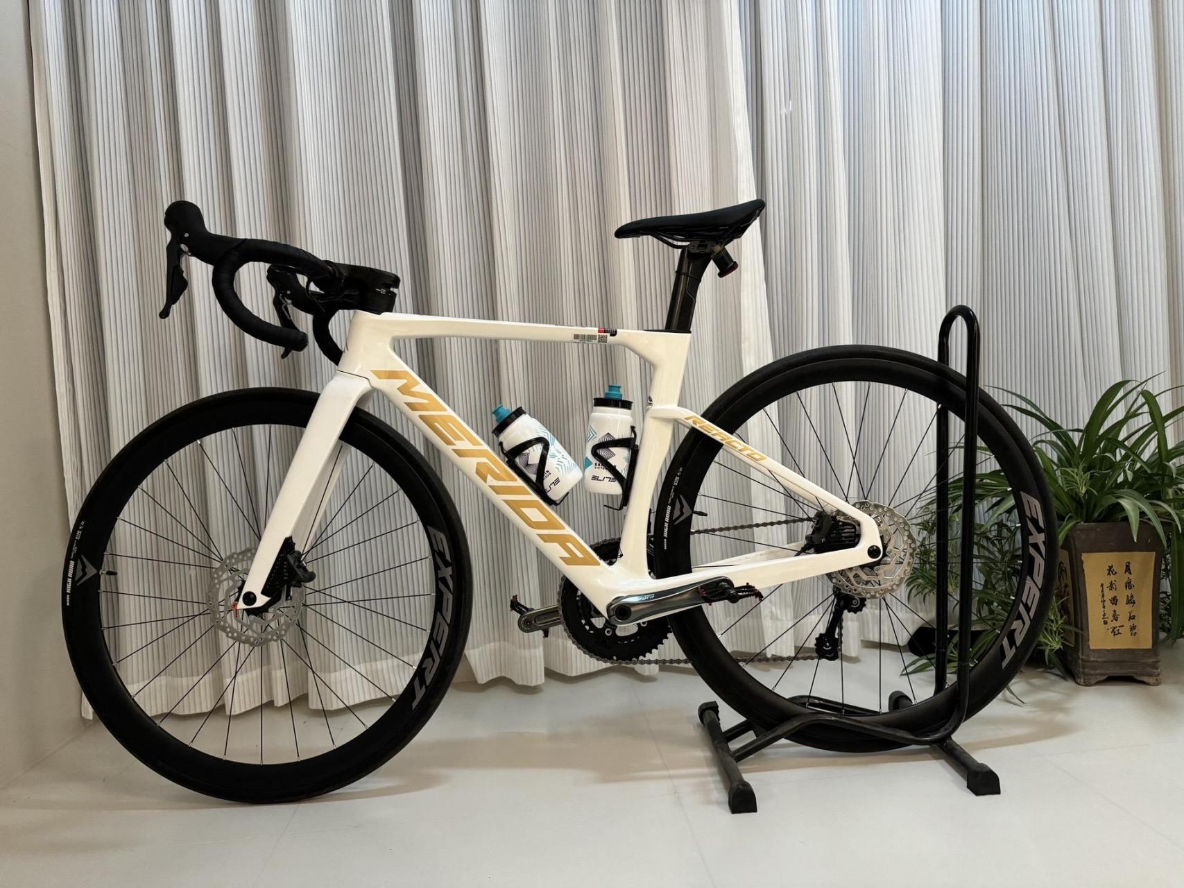 喜提新车瑞克多1000白色.白色47台产,刚好全都满足