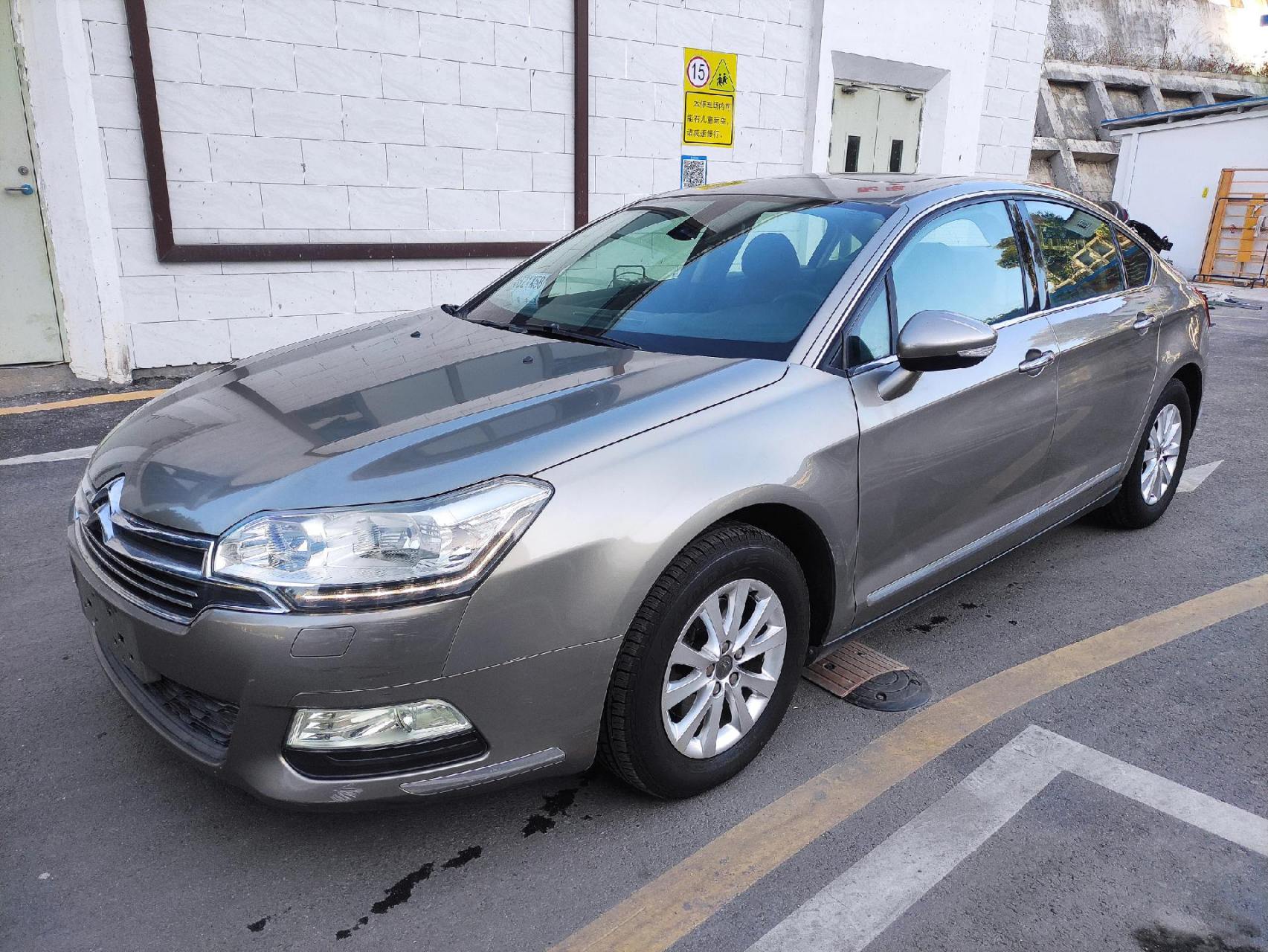 雪铁龙c5 2013款 2.0l 自动尊享型 11.