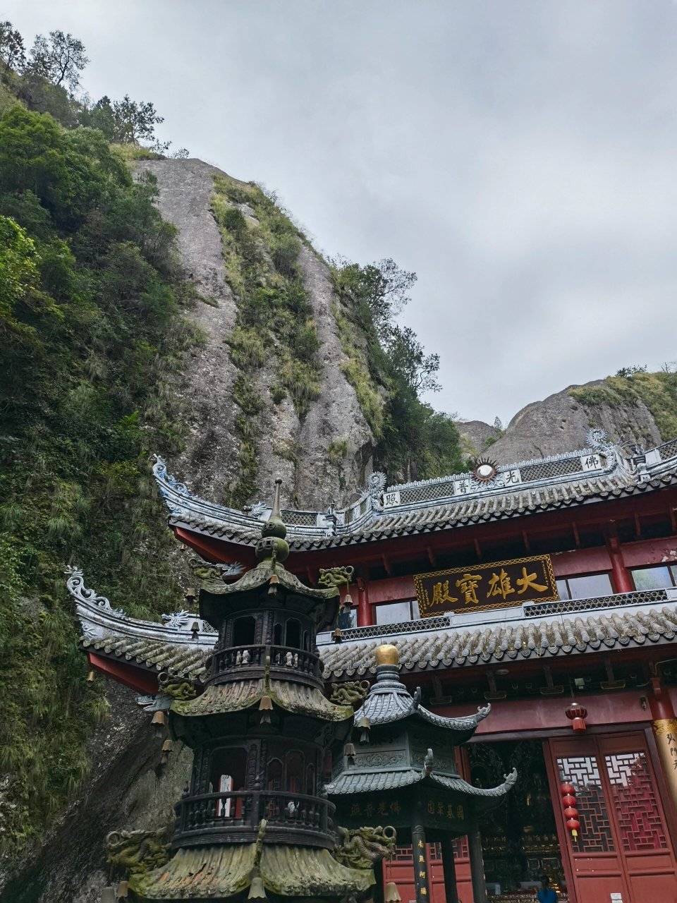 深山见古寺Ⅰ台州天台明岩寺Ⅰ构造奇特 这是怎样一种构思 于两片绝壁