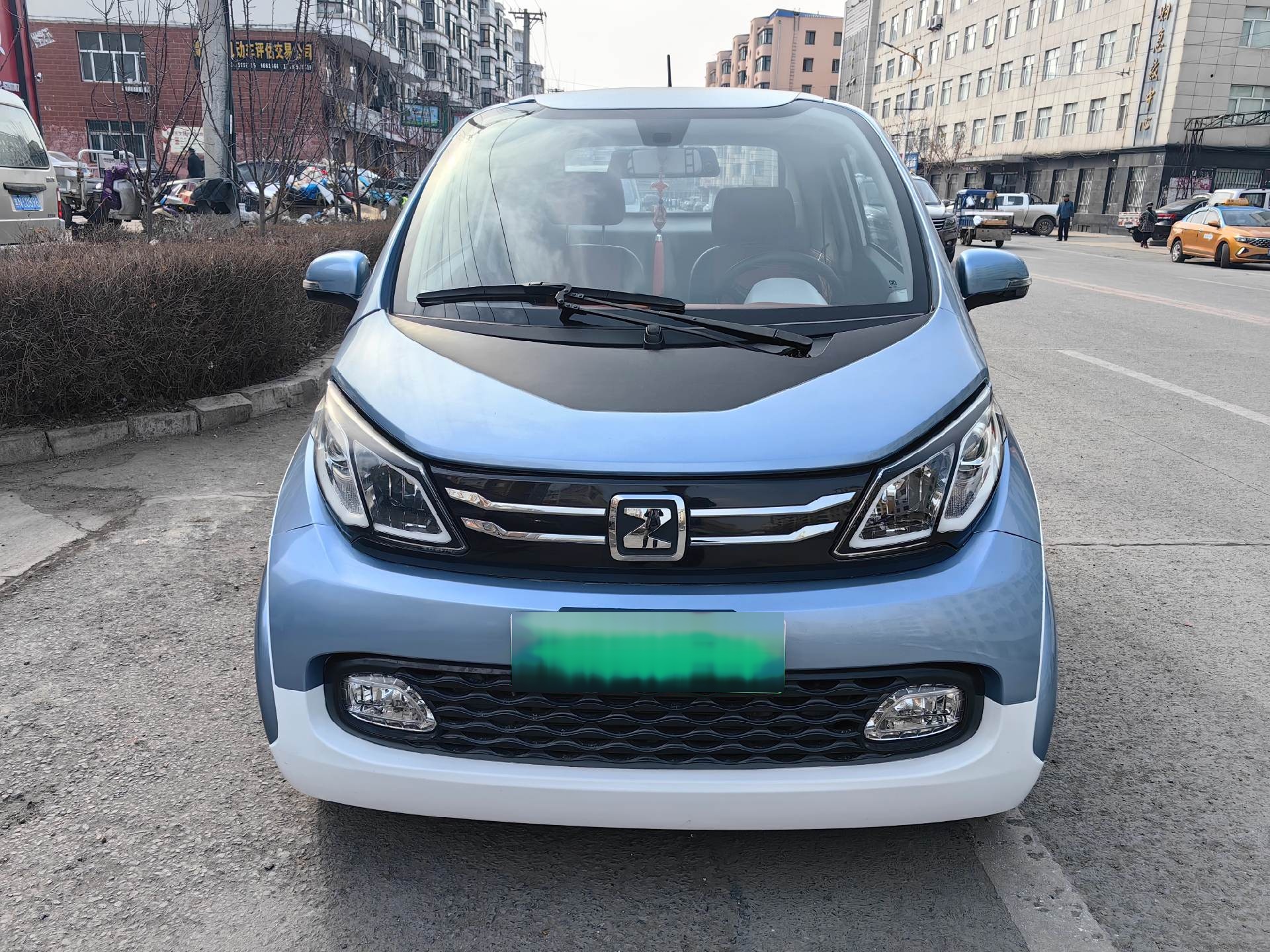 新到17年非营运众泰e200,续航155,车况精品,里外新车状态,主要是省钱