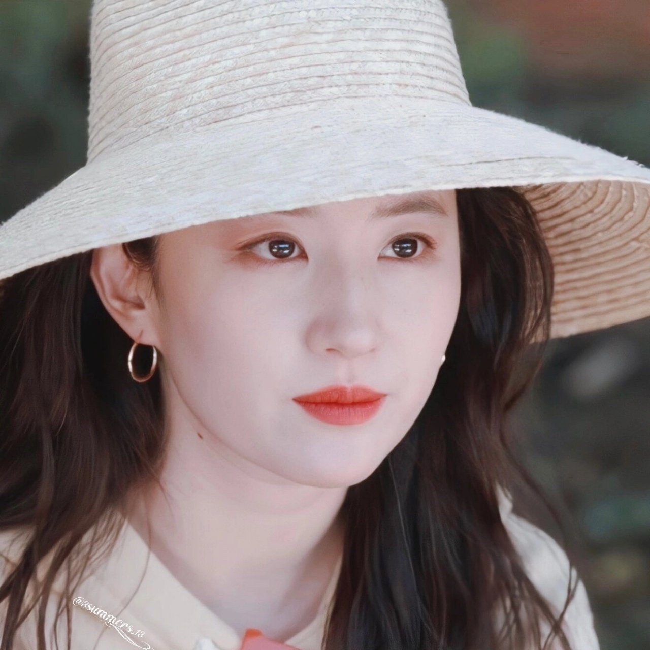 刘亦菲许红豆20集头像壁纸|好喜欢她戴帽子 跟上更新了