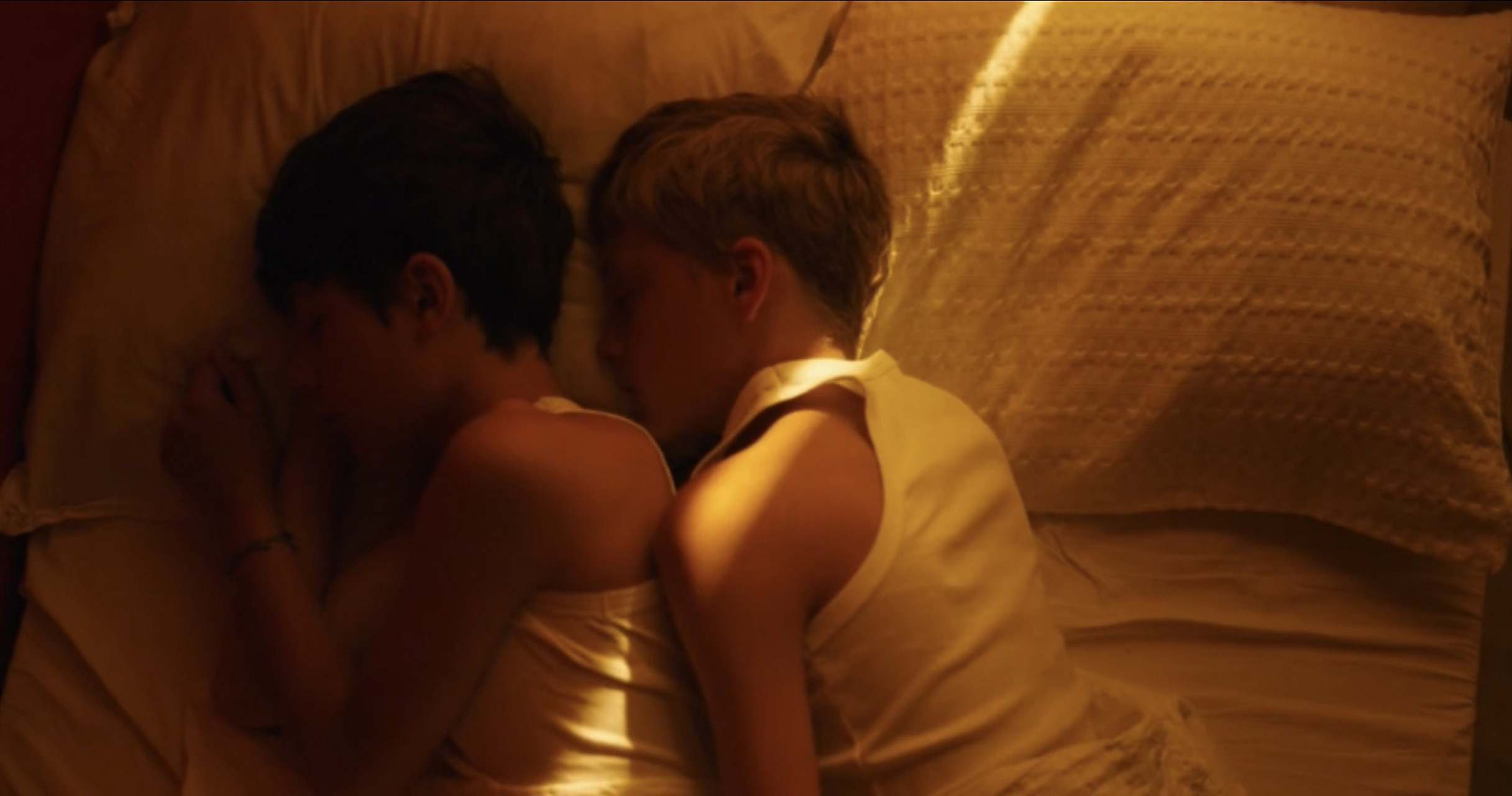 电影/《亲密》 今年戛纳金棕榈提名 儿童向少年长时的情感,纤细敏感