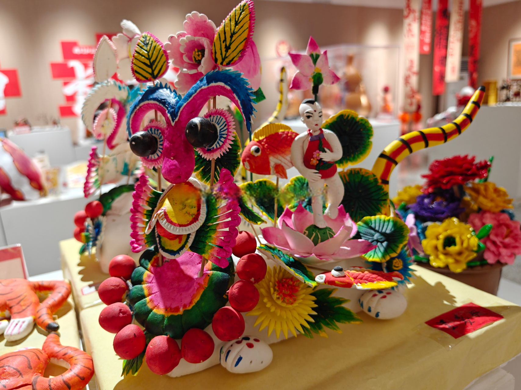 陕西面塑,非物质文化遗产之一～  感受下西安的民间手工色彩,强烈地