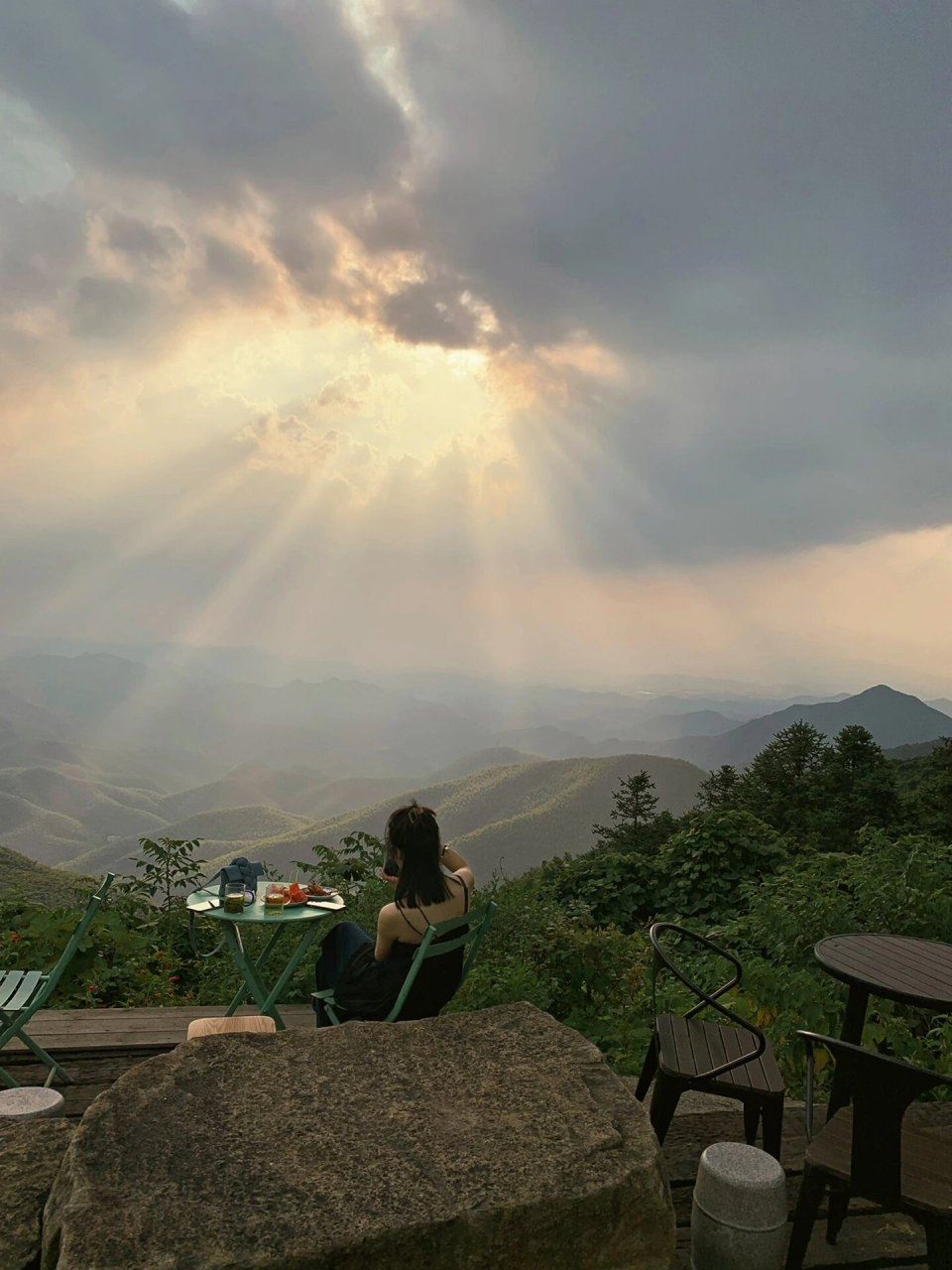7315| 湖州德清天泉山日落92 虽然到山顶了 突然感觉天气变阴了