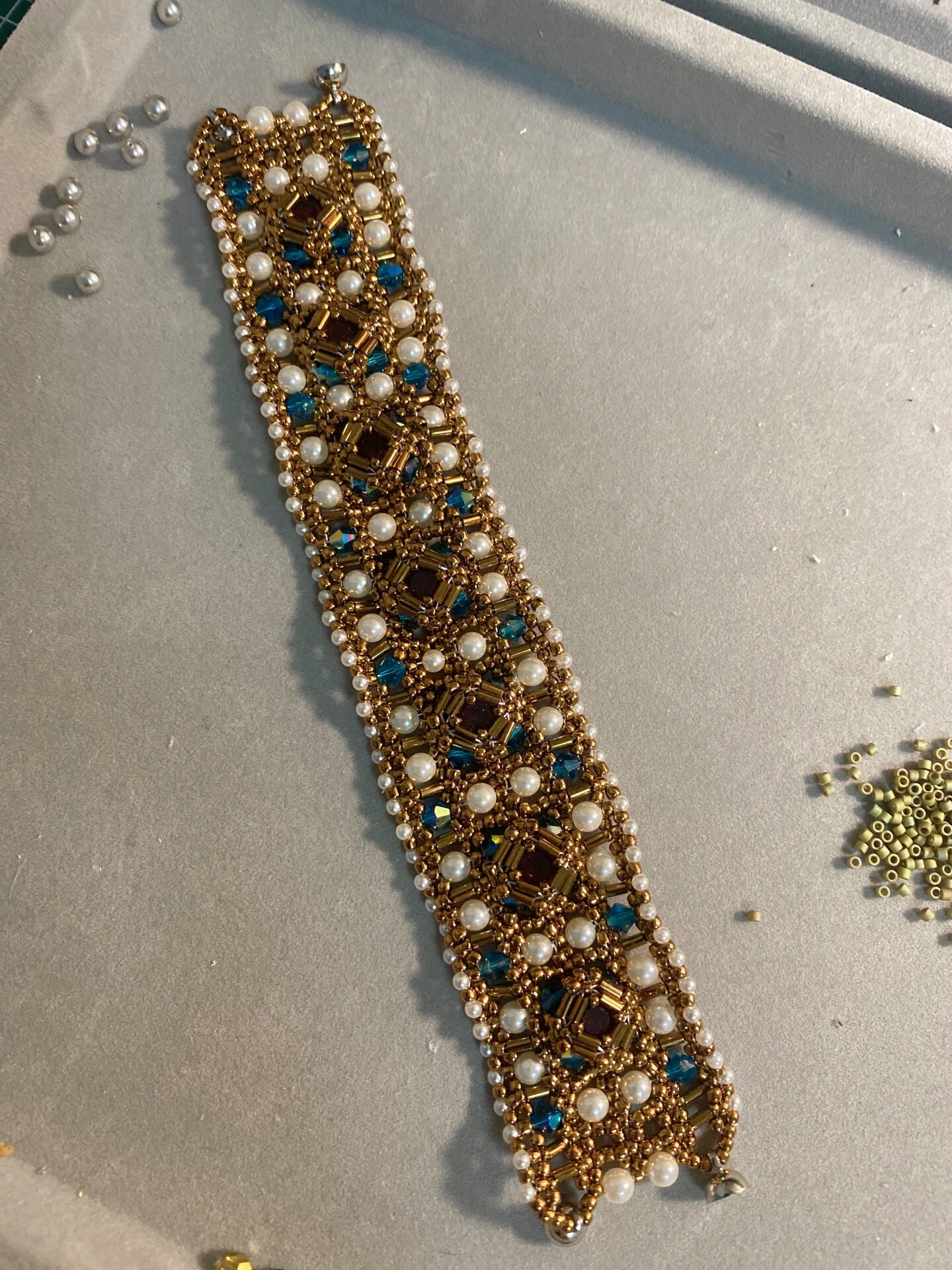 古董珠串珠首饰 还想做一个粉配银,一定很好看