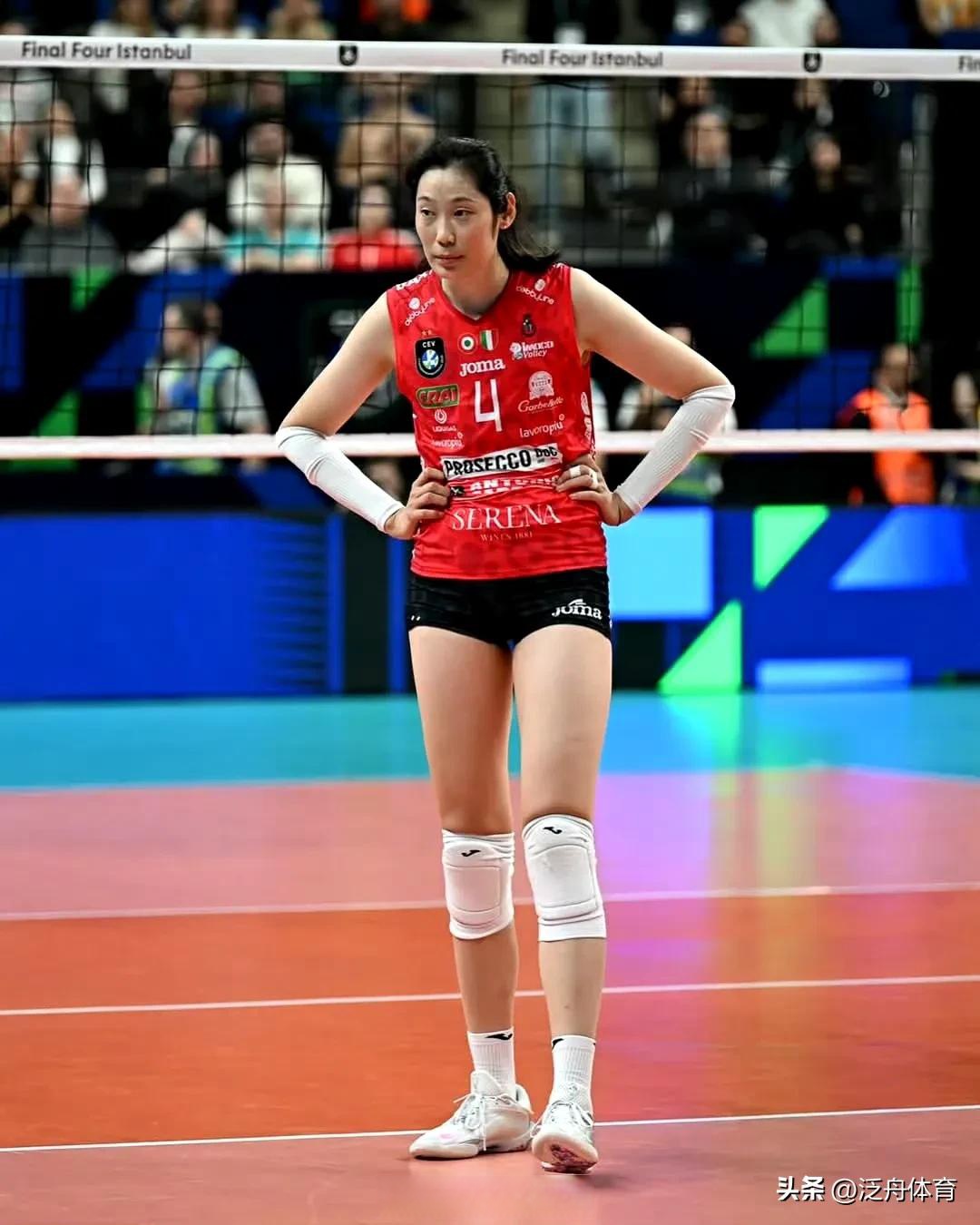 你觉得朱婷是中国女排的核心吗永远的女排王者!永远的旗帜与象征!