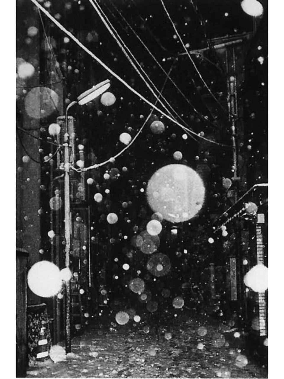 合理地看看森山大道 |摄影大师19 生于1938年,"挑衅"派摄影师,用失焦