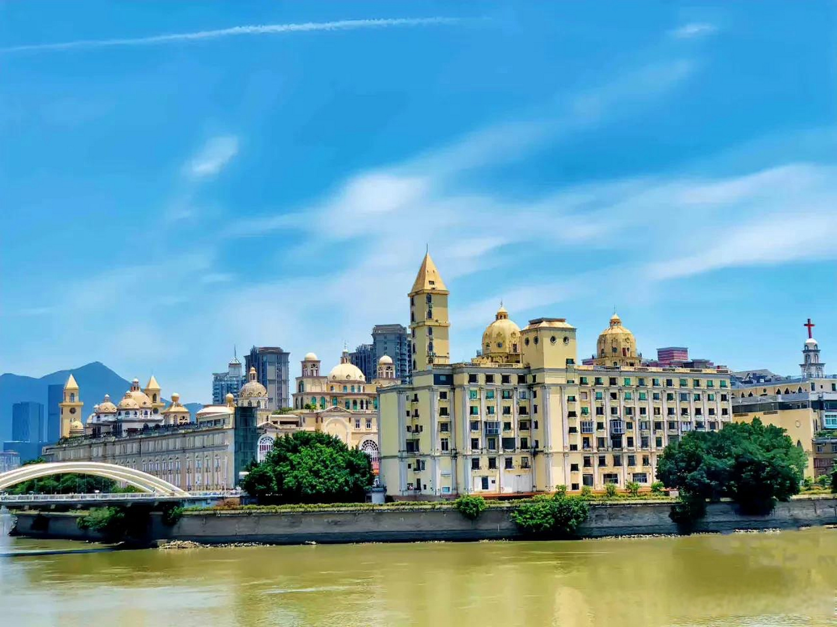 福州地标性建筑中洲岛今天正式开拆了!