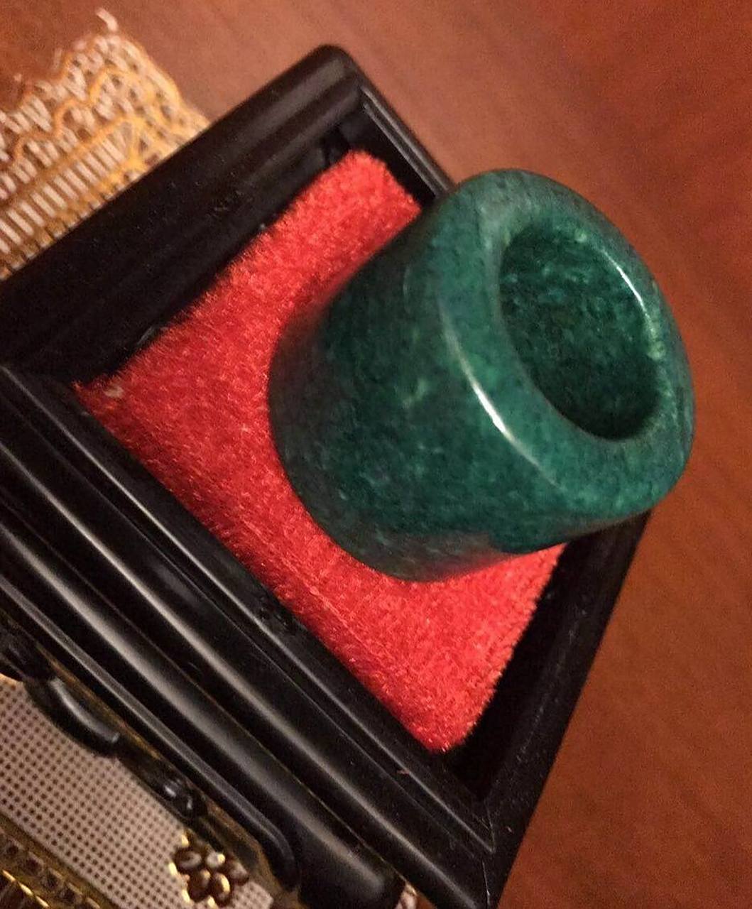 孤品!虬角扳指!清宫造办处,清代皇宫大臣高官显贵之物!