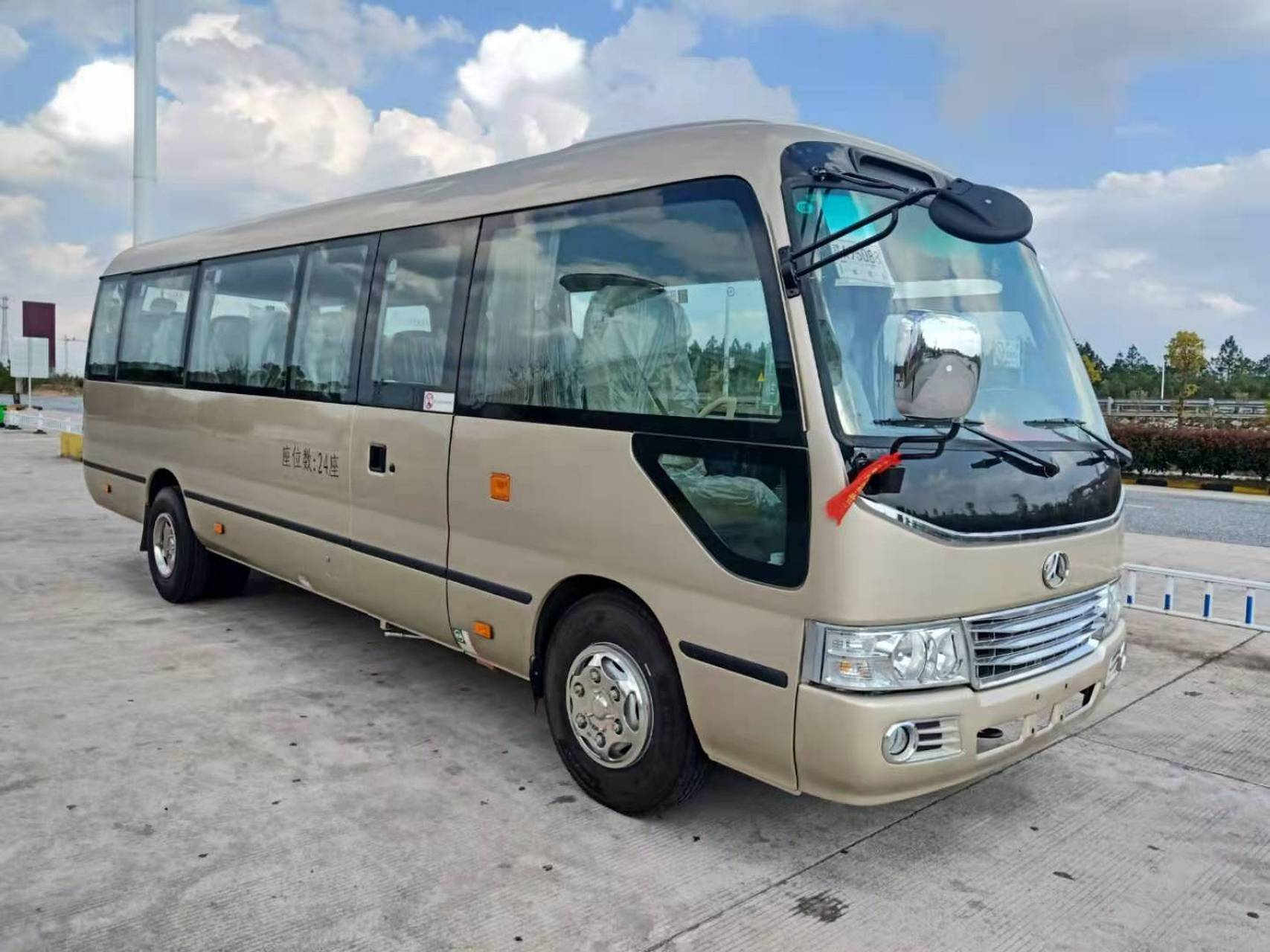 衢州5~65座大巴车包车/商务车租车.