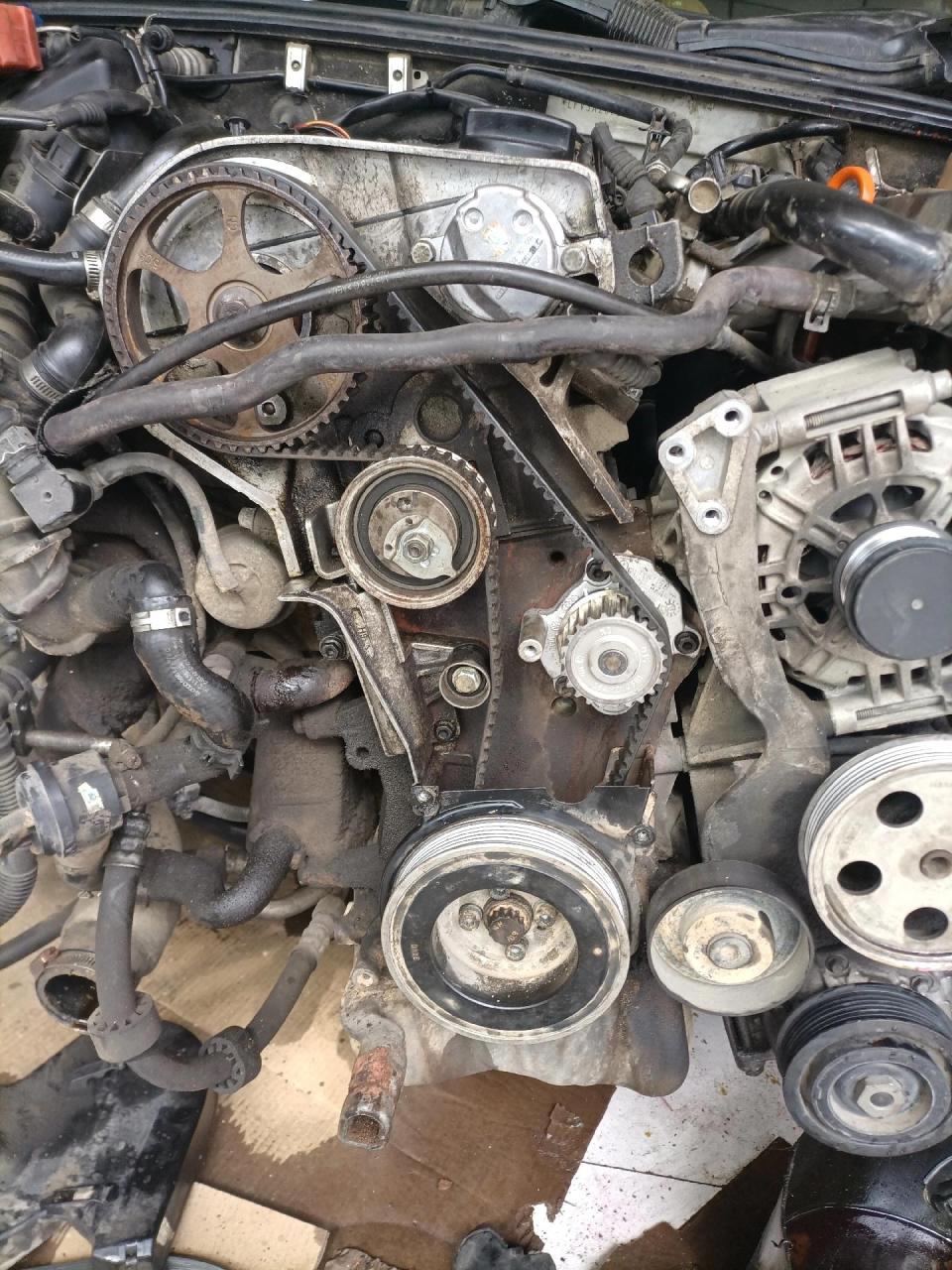 奥迪a4正时皮带安装图.