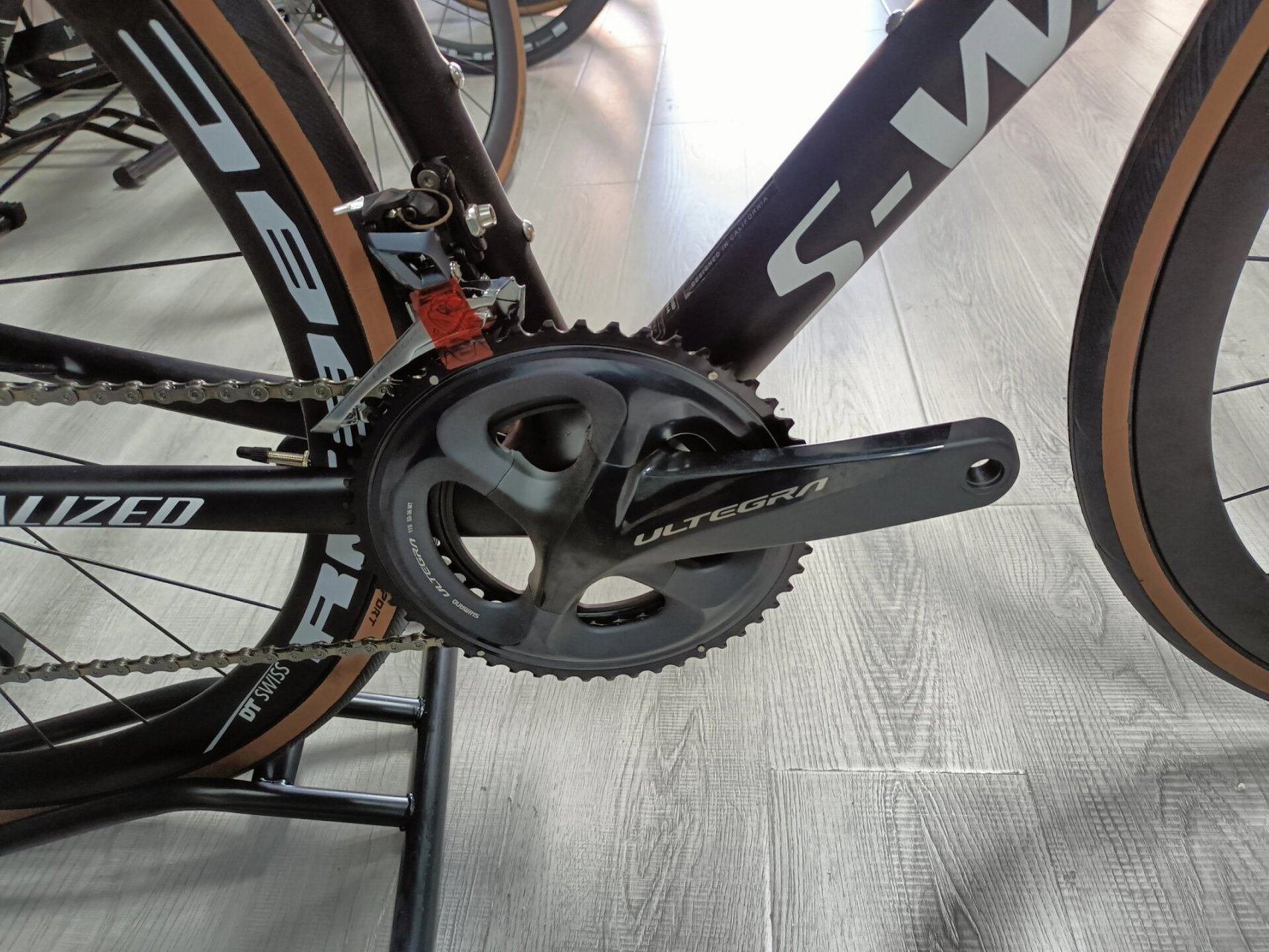 随便对比!全新!闪电s-works sl7碳纤维公路车,国货之光,52码,整车7.