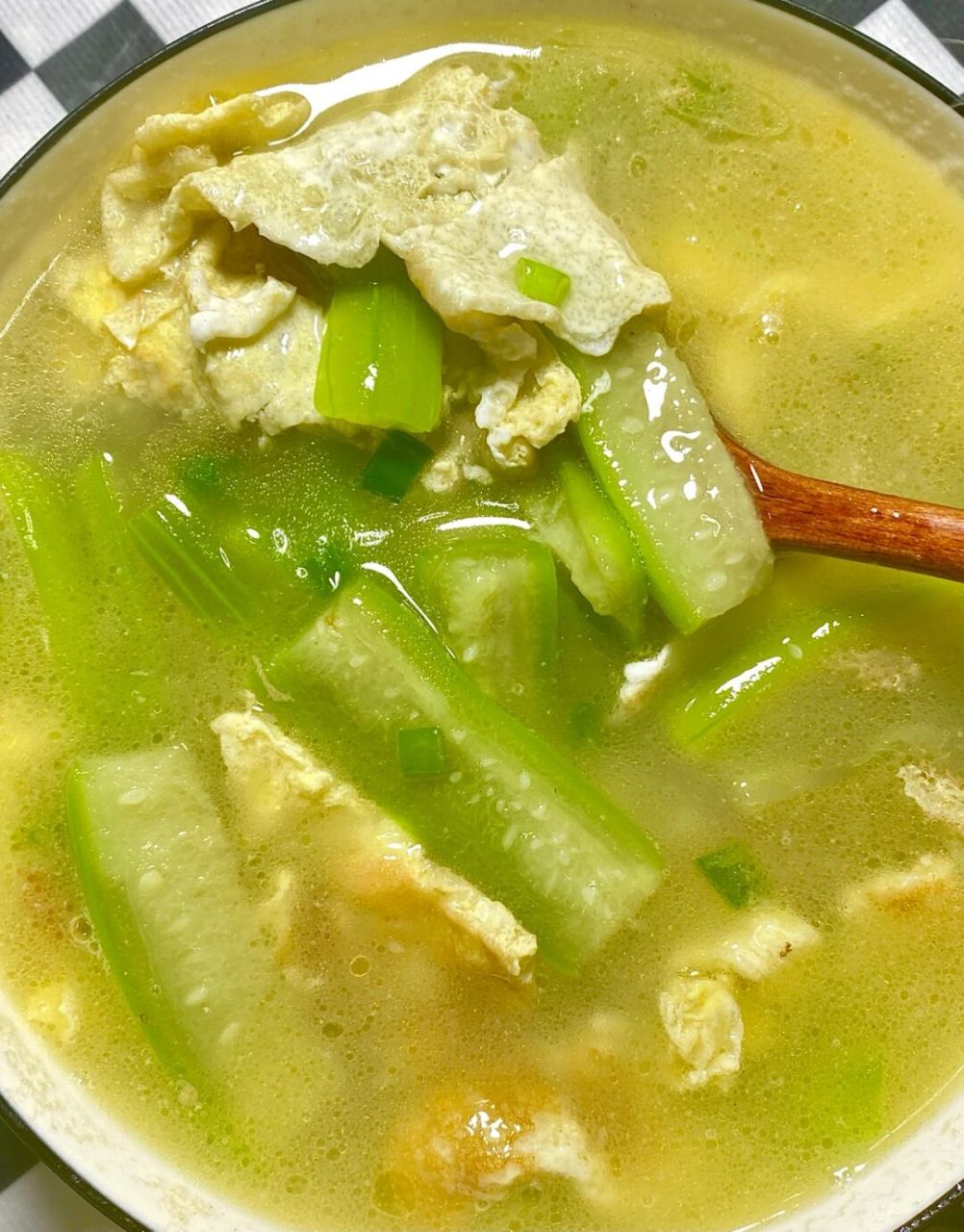 一人食|丝瓜鸡蛋汤好喝到头掉,一定要试试6015 今天给大家分享一