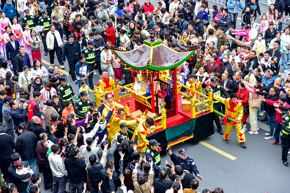 德清新市蚕花庙会图片