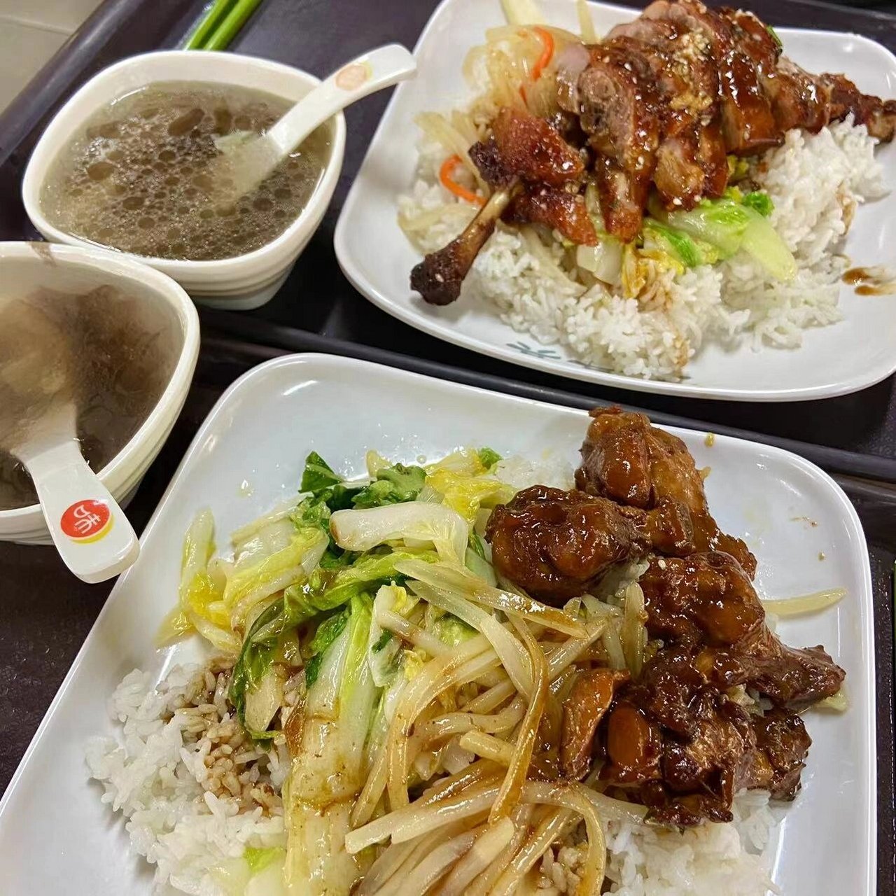在惠州学院吃什么之食堂篇 虽然很多人觉得学校食堂的饭菜不太好吃,但
