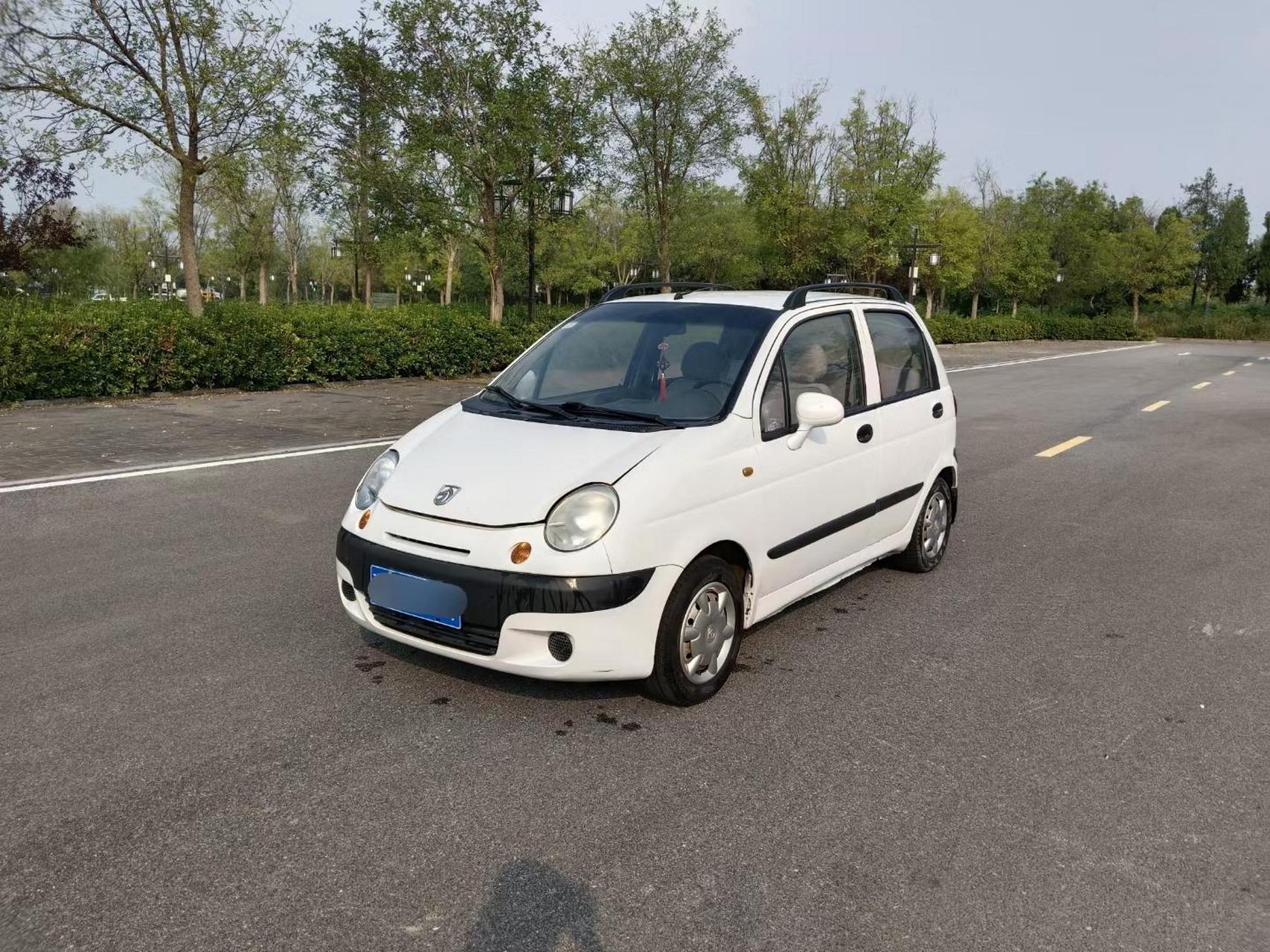 新到2013年极品小乐驰,全车原版,私家一手车,实表8万公里,电动门窗