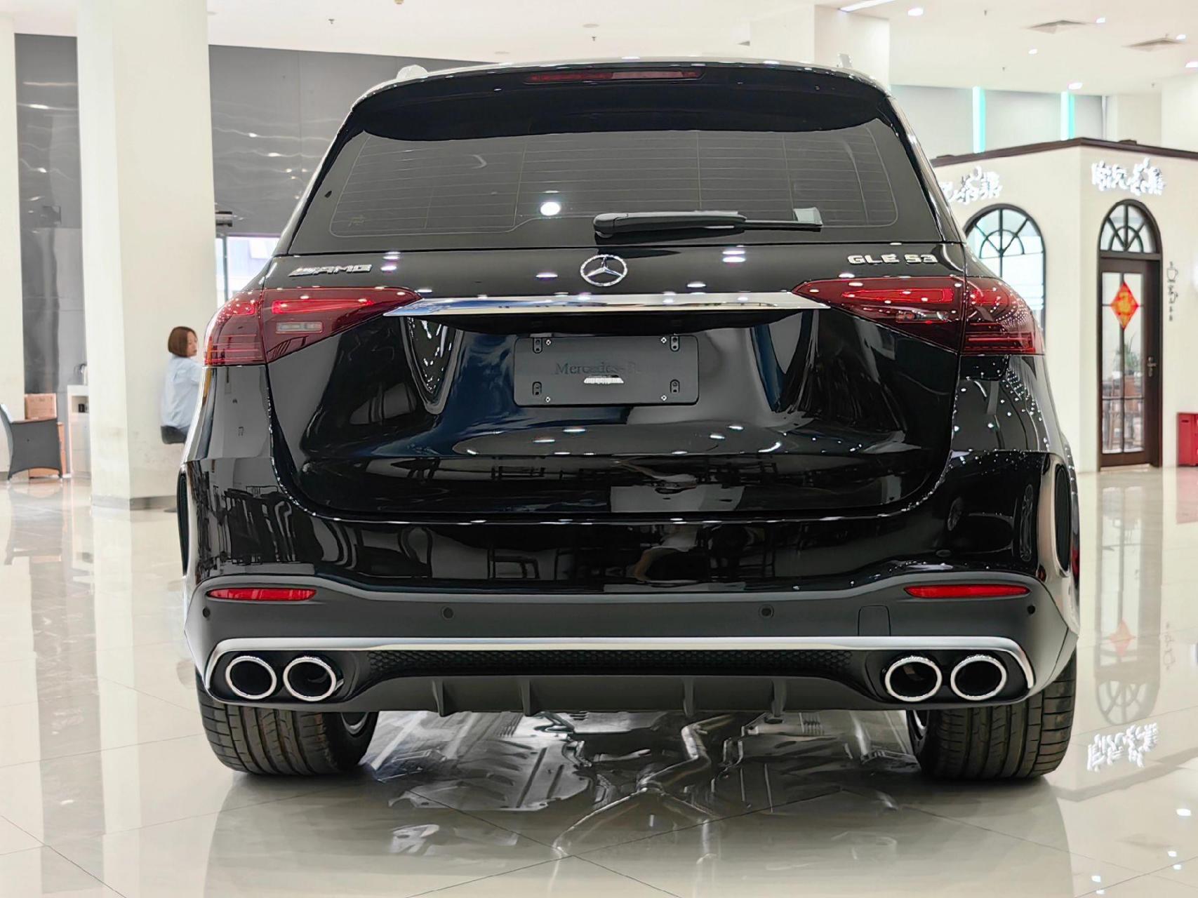 amg奔驰gle53到店! .落地101万,首付8万