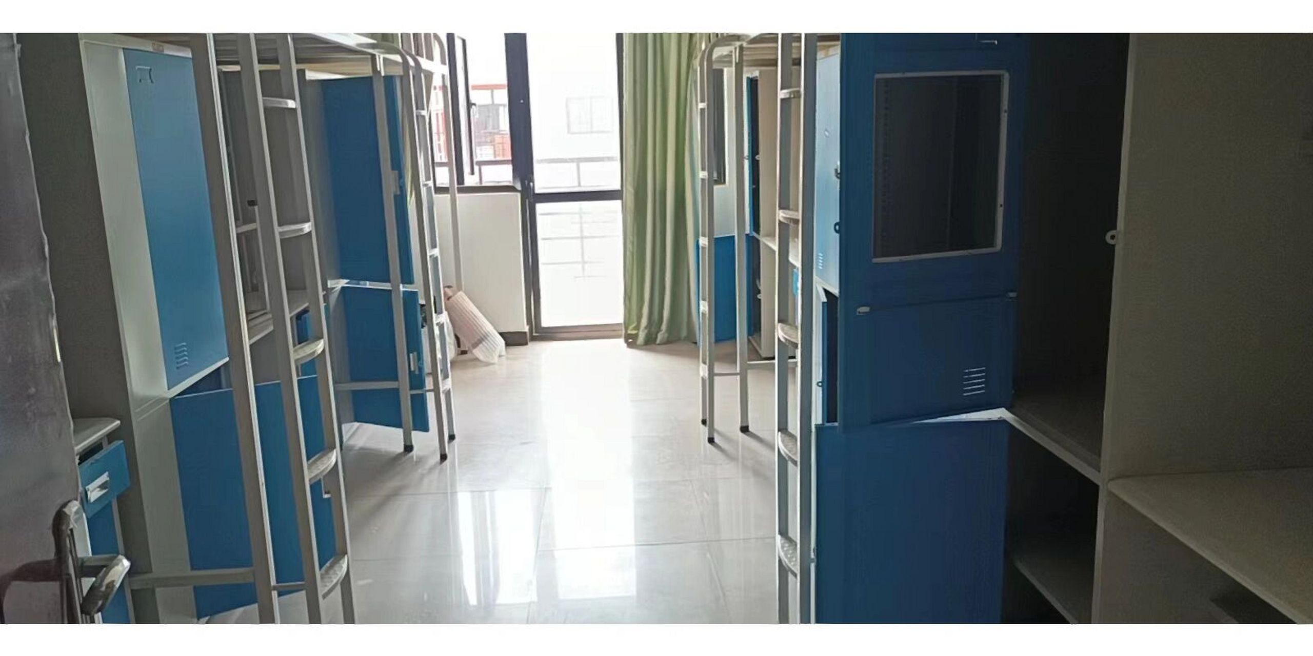 许昌职业技术学院宿舍 不知道就问 什么都知道!