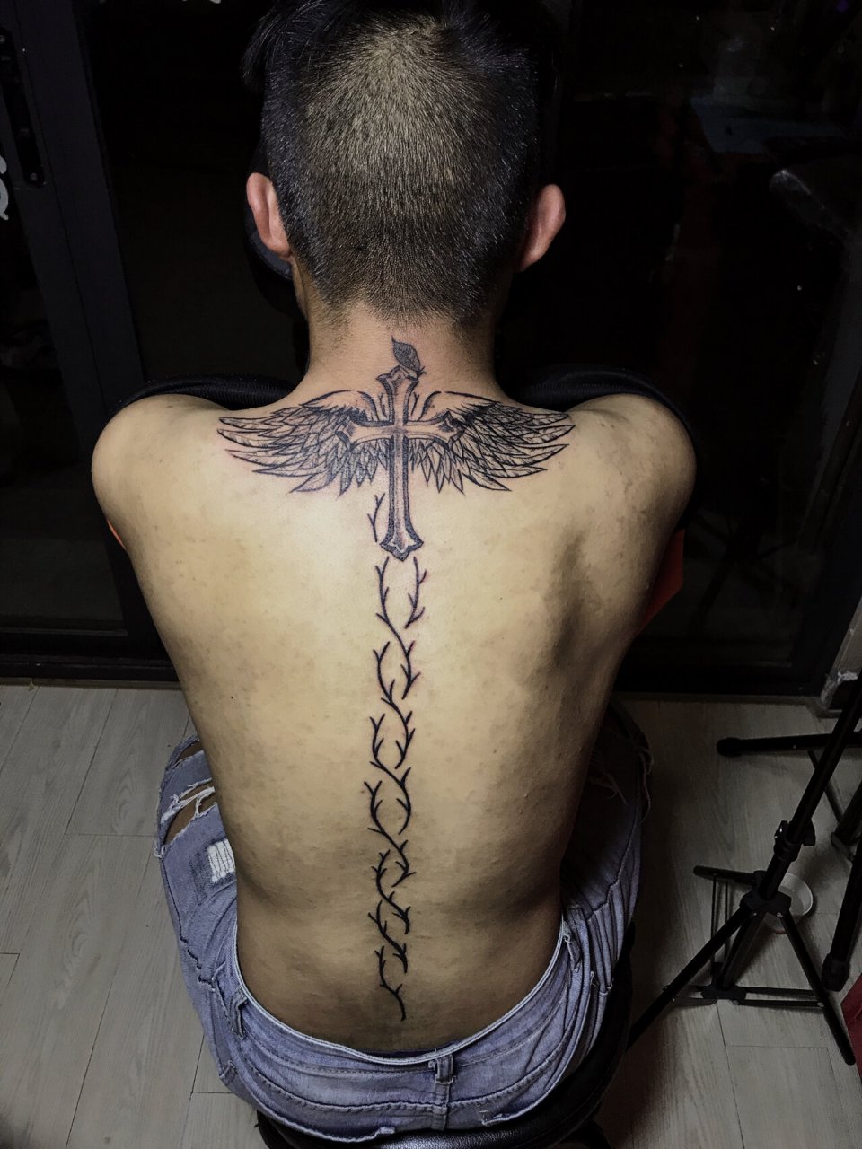 嘴炮康纳后背同款纹身 格斗运动员 康纳·麦格雷戈 是多少人的偶像和