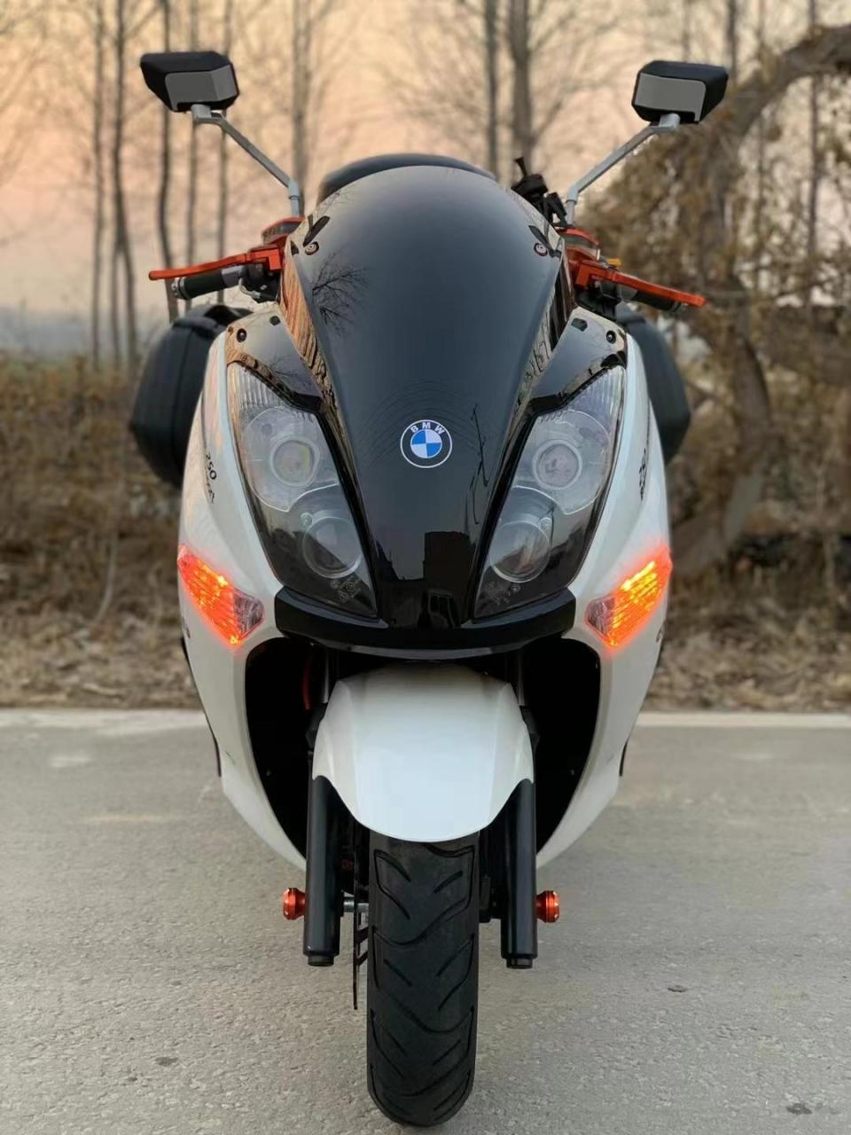 售价:13780元 包邮全新24款宝马款旅行大船,搭载电喷引擎 全液晶仪表