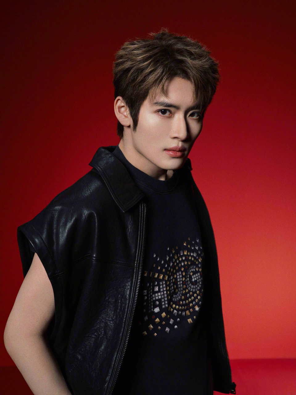 rayli fashion hugo欣然宣布国际知名舞者,歌手近田力丸(chikada riki