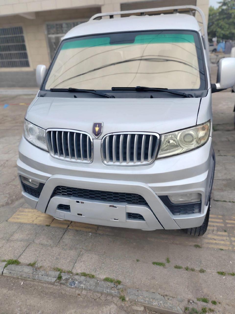 21年长安跨越x1双排后双轮,箱长2.