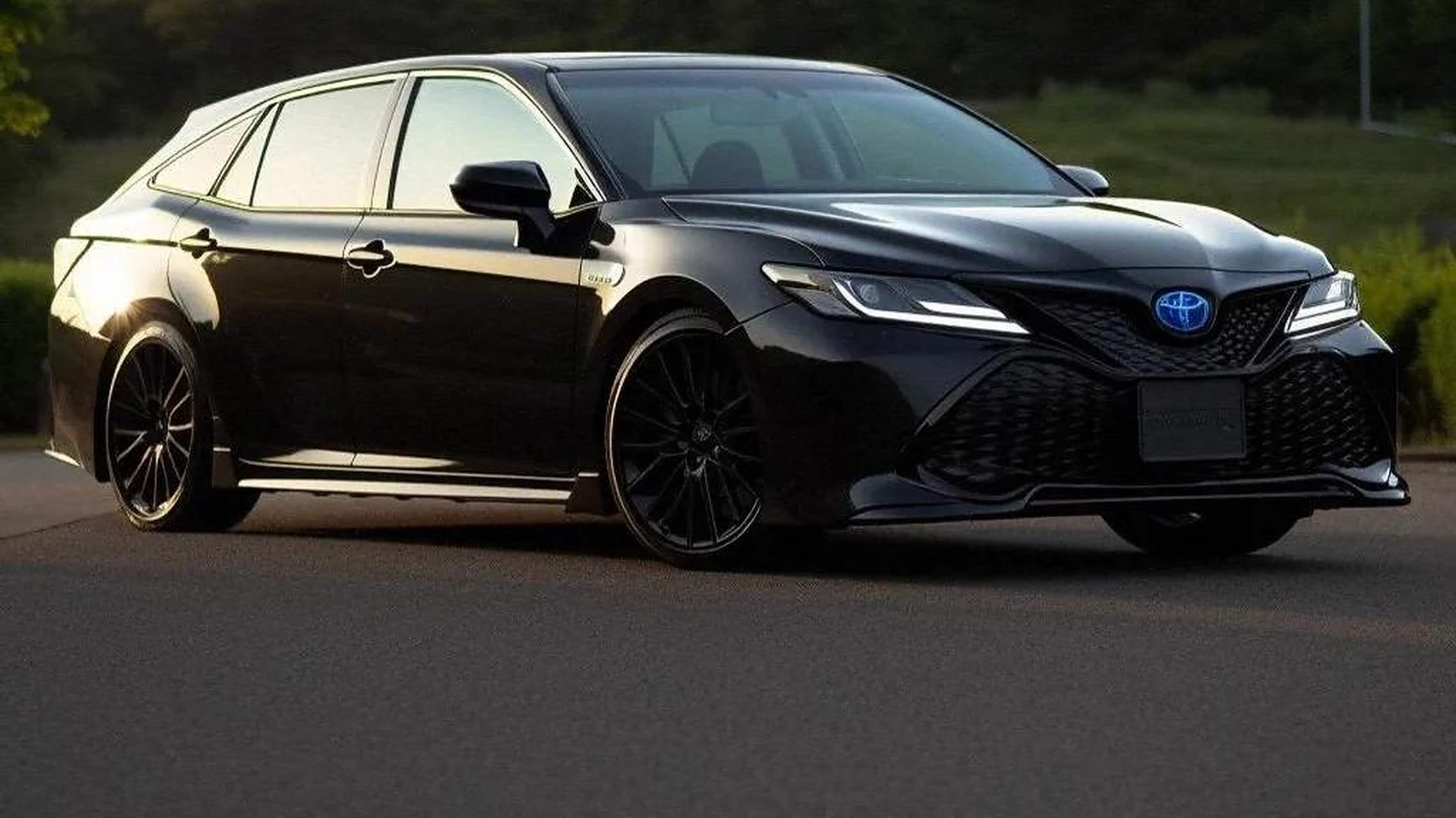 全新丰田凯美瑞旅行车预览图!这是把塞纳压扁了的凯美瑞吗?