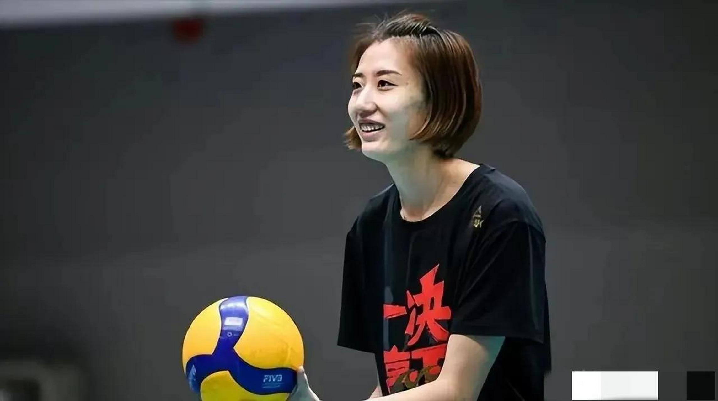 王媛媛在奥运资格赛首场对阵乌克兰时,应该是全队发挥最好的球员.