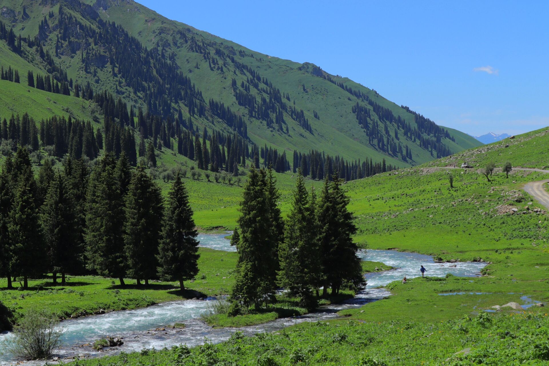 唐布拉孟克特古道超全攻略 整个孟克特古道风景很美,好多段道路都让人