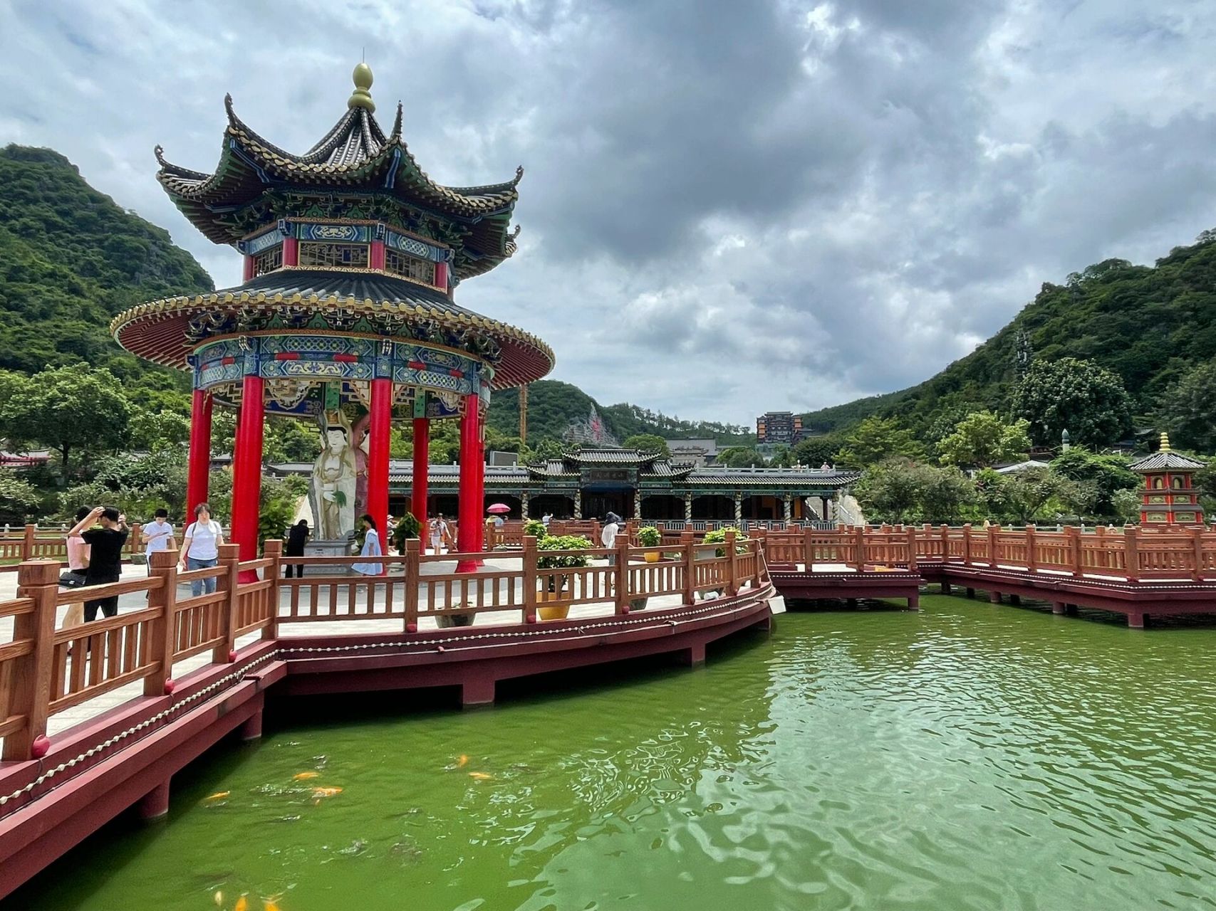 韶关翁源,东华寺,湖心坝长安围 早上从新丰云天海出发,一个小时高速