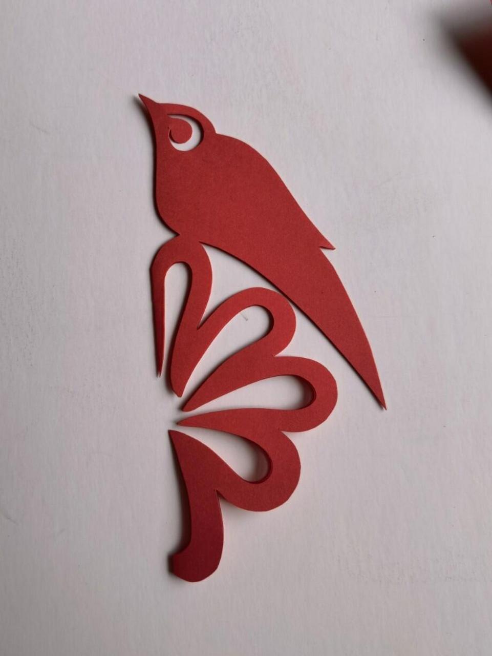 这个对称剪纸的教程可以说是非常简单易懂啦,喜欢的朋友一点要试试看