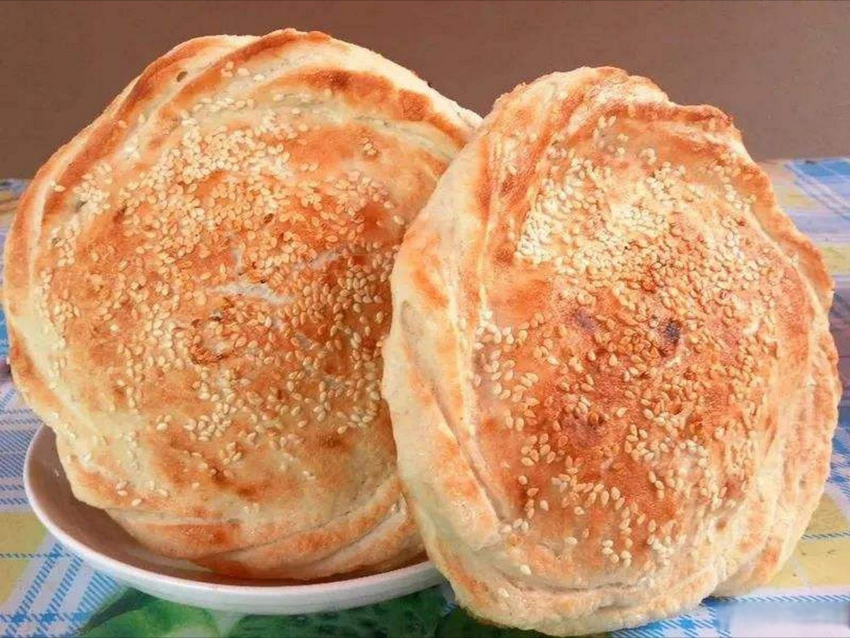 宿迁叶家烧饼是江苏省宿迁市的特产,早在唐代就很有名气.