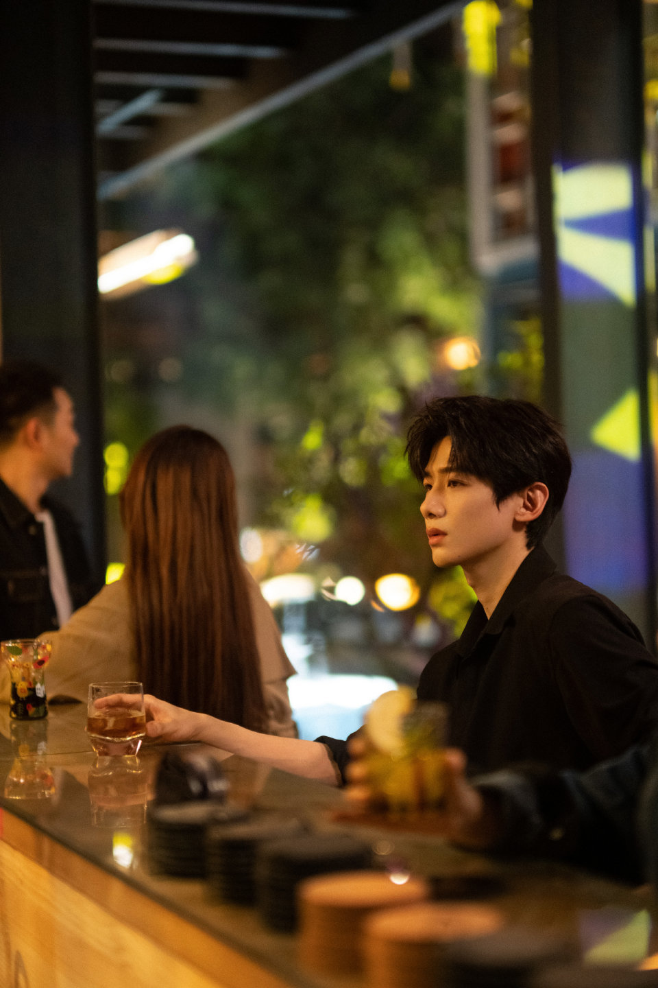 白敬亭带着《难哄》杀疯了!