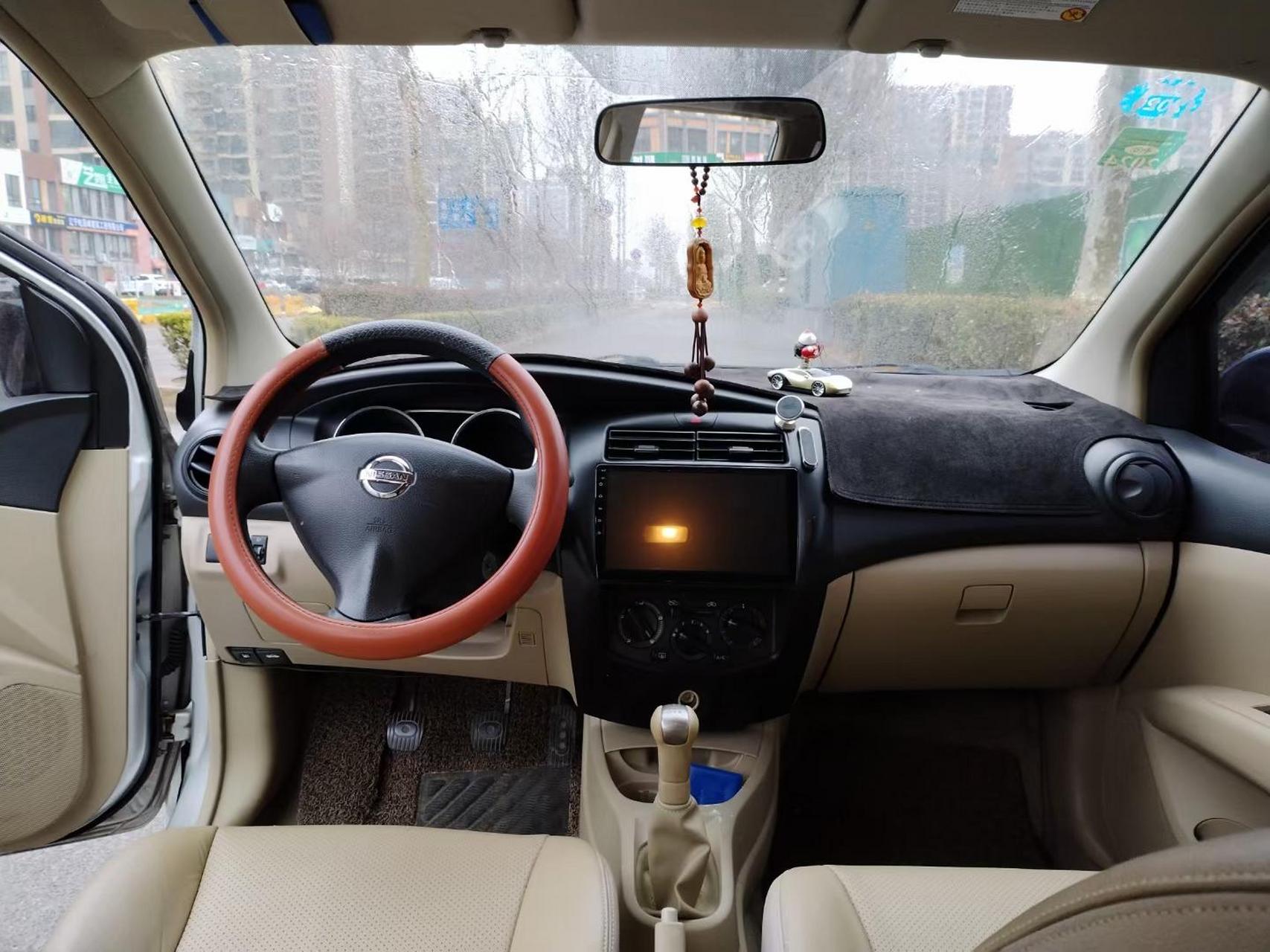 2016年上牌,日产骊威.手动挡,1.