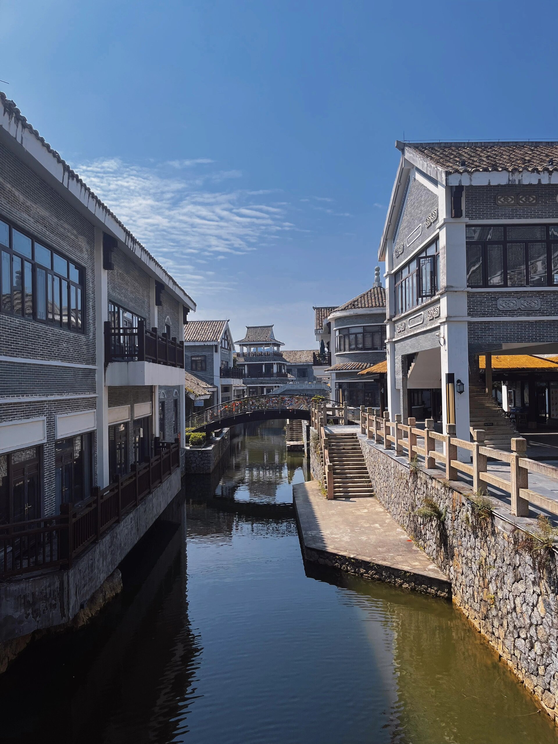 玉林水街 此次玉林一日游体验感总体来说一般,没吃到什么特色的小吃