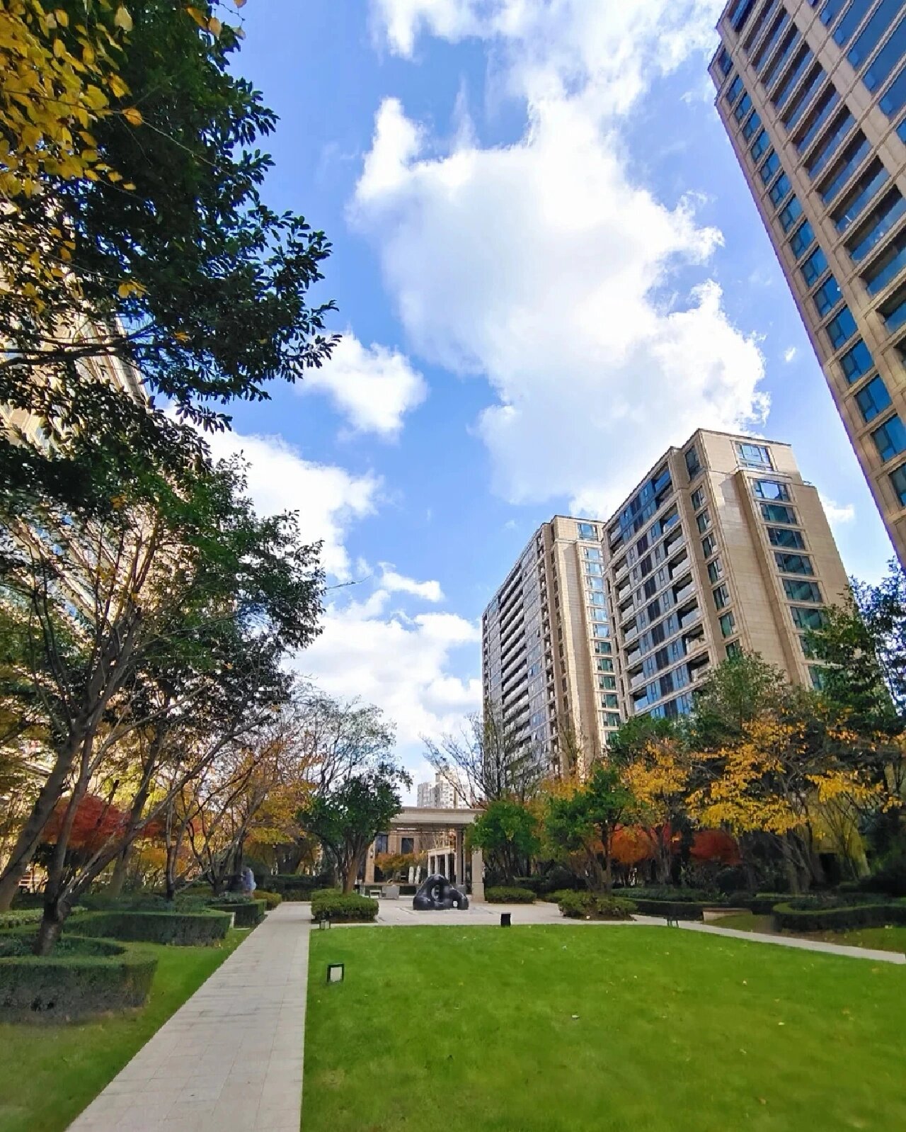 锦绣兰庭 豪华3房1888万满五唯一 送车位!