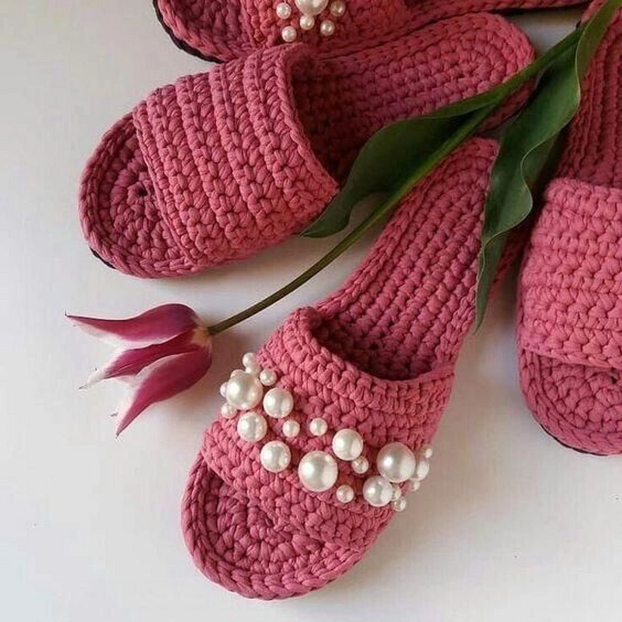 钩针拖鞋 喜欢哪双?勾起来