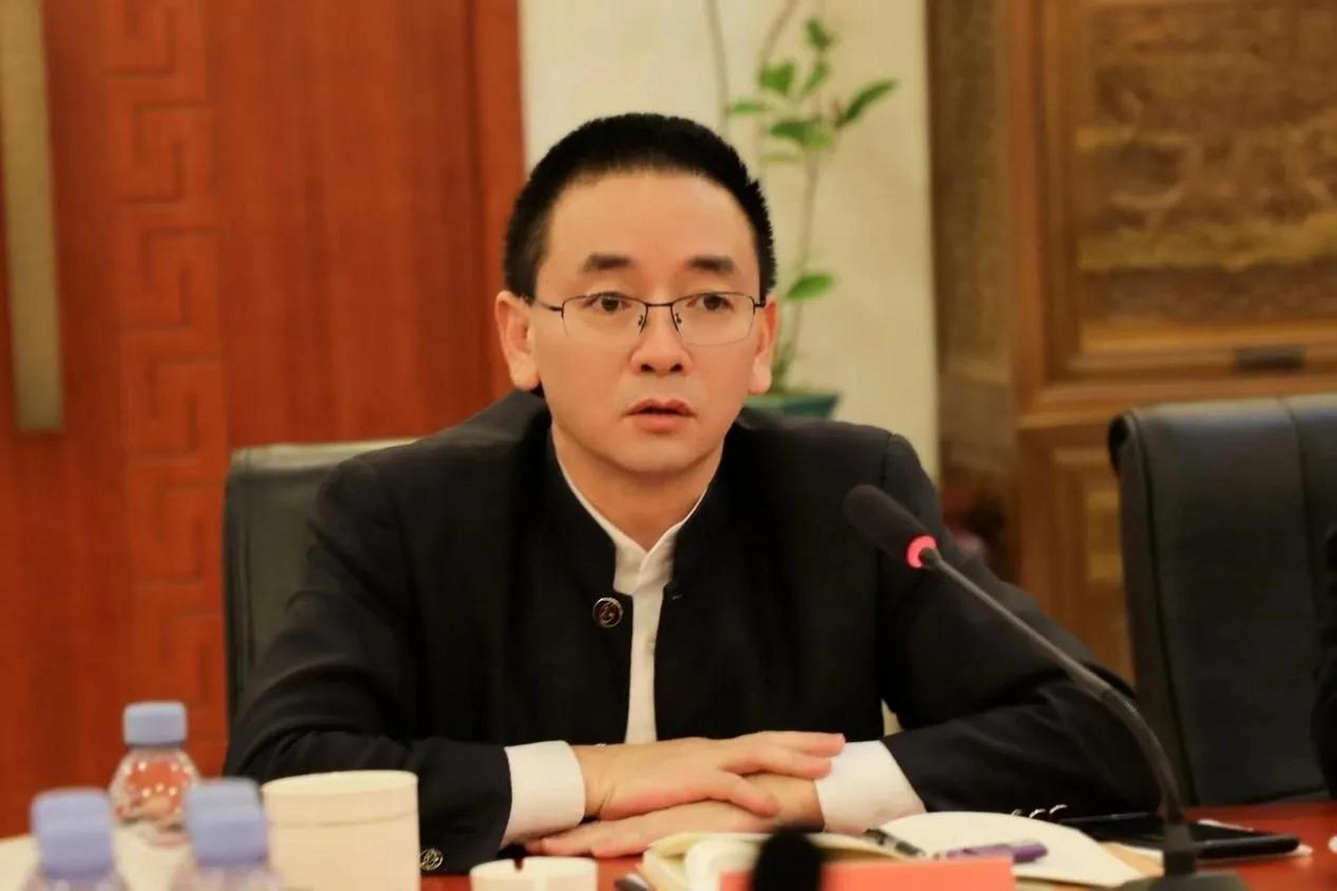 董事长张德芹率队拜访歌德盈香股份公司,与歌德盈香股份公司董事长兼