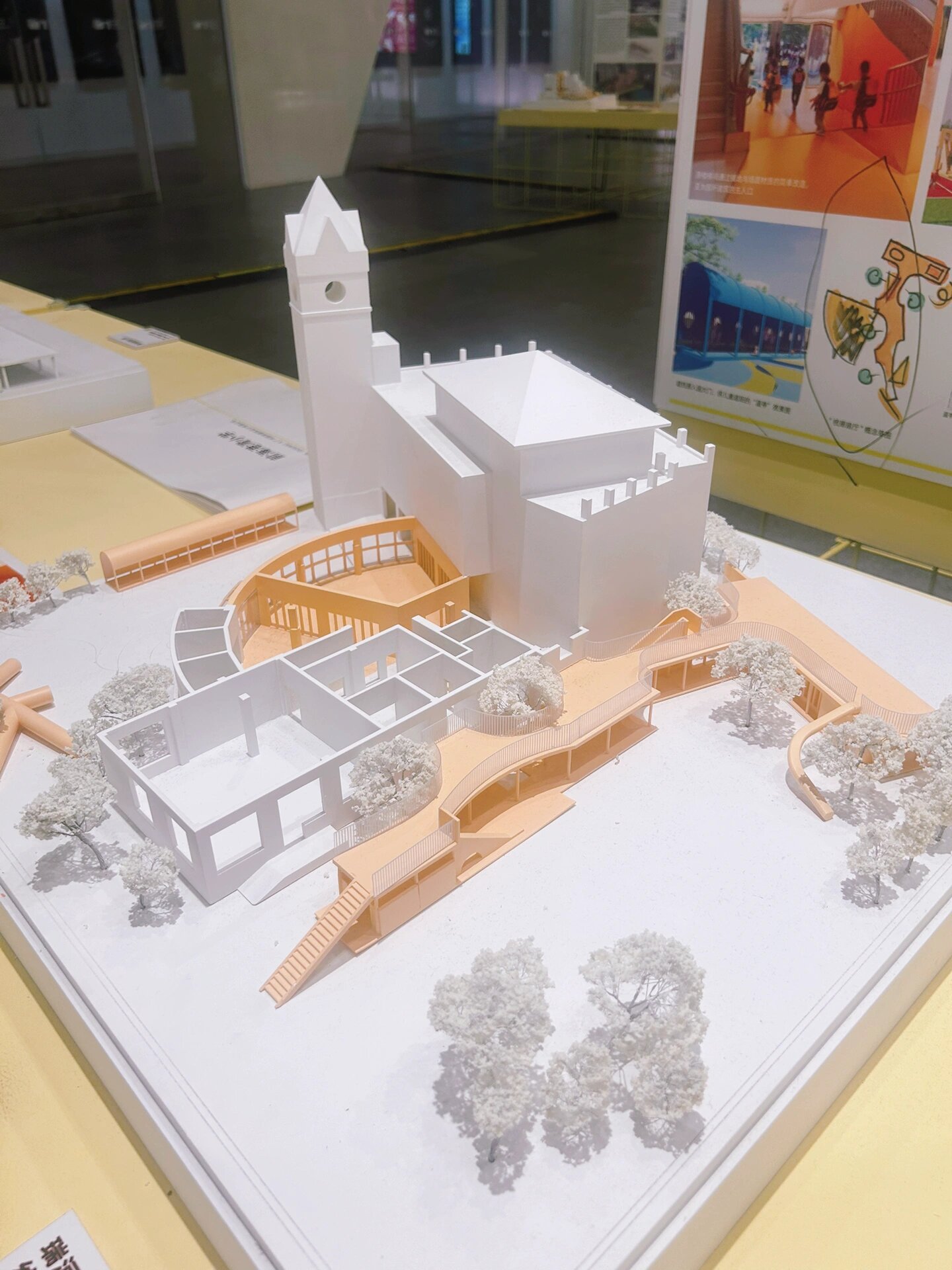 深圳瑞河耶纳幼儿园改造——不也设计工作室 瑞河耶纳幼儿园的橙色