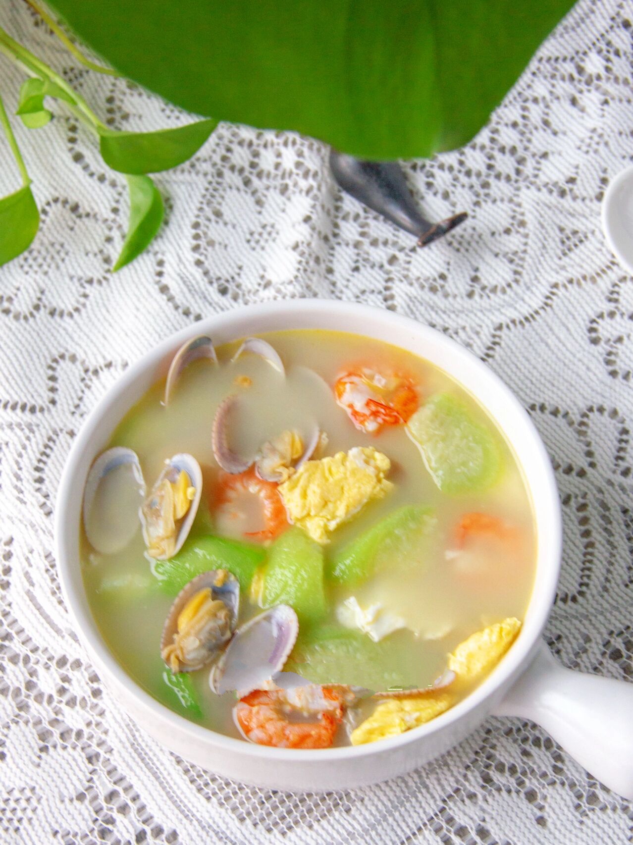 92夏日蛤蜊丝瓜煎蛋汤99低脂鲜美的消暑汤95    04最近天气热