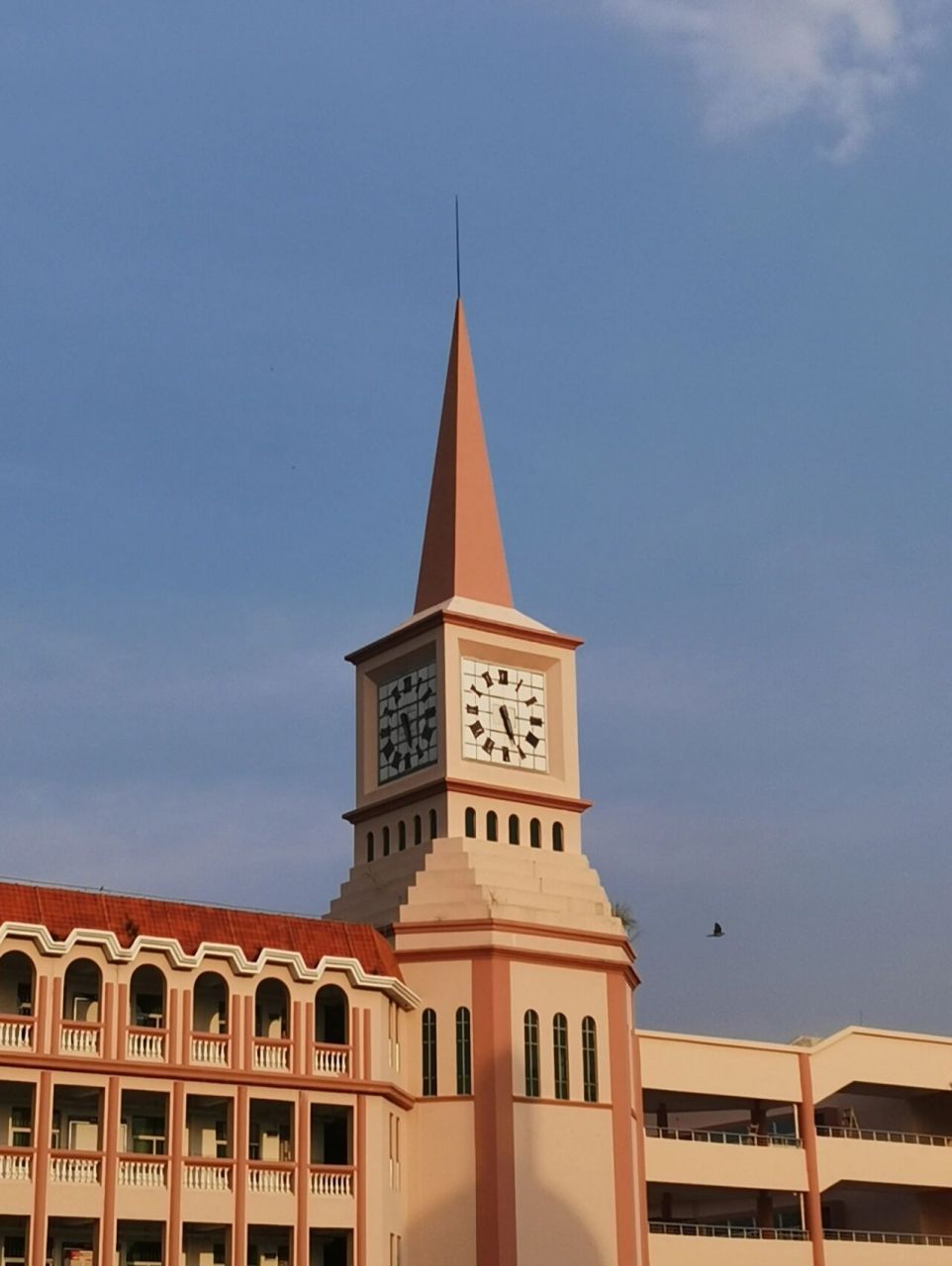 常平中学高中部#钟楼 报志愿时最喜欢的学校 现在是来到常中的第二年