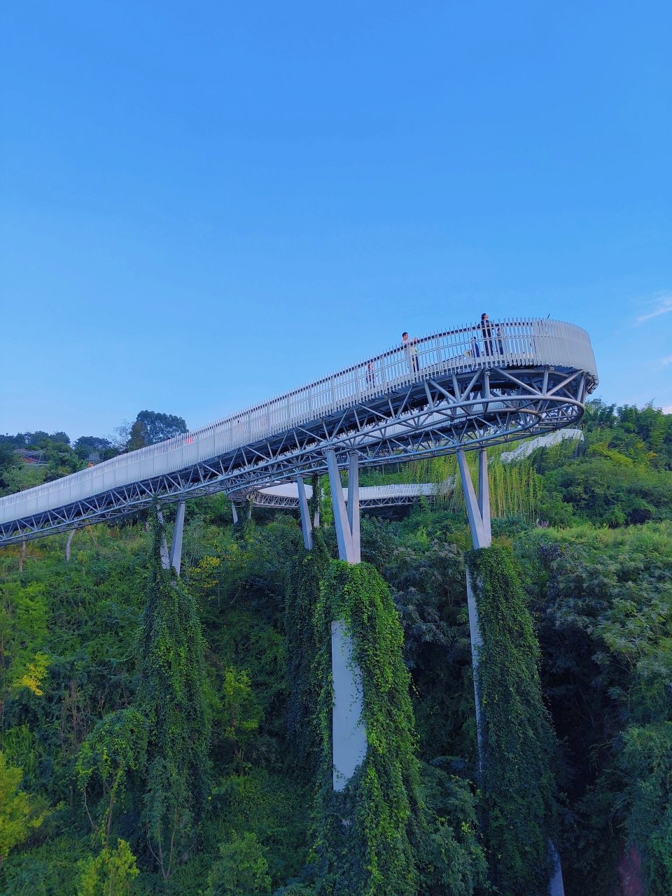 龙泉山高空栈道丨吹过的风,都有爱情的味道 龙泉山城市森林公园合江