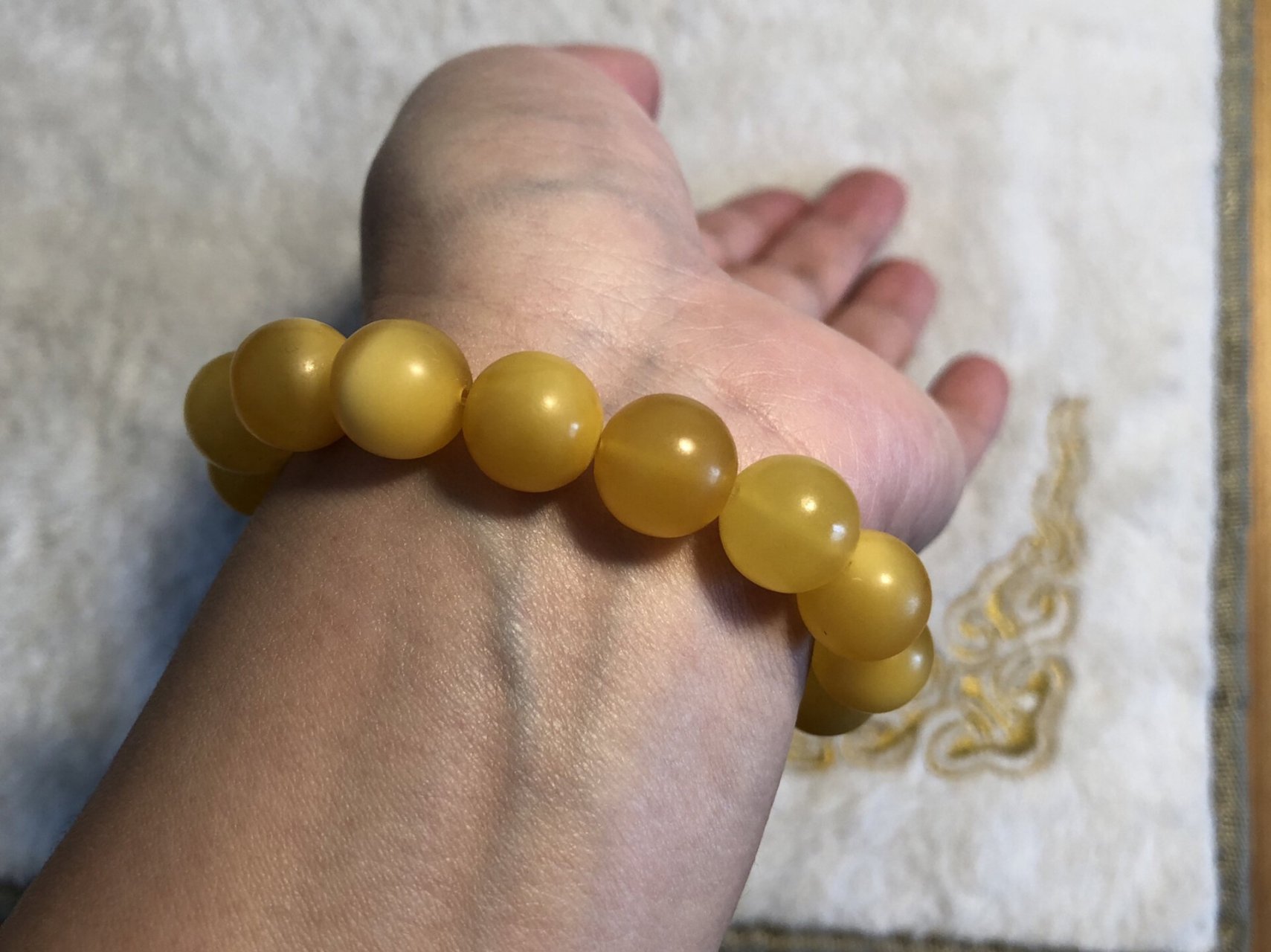 右划看金绞蜜的变化～金绞蜜也能漂漂亮亮～ 第一张是刚买的时候.