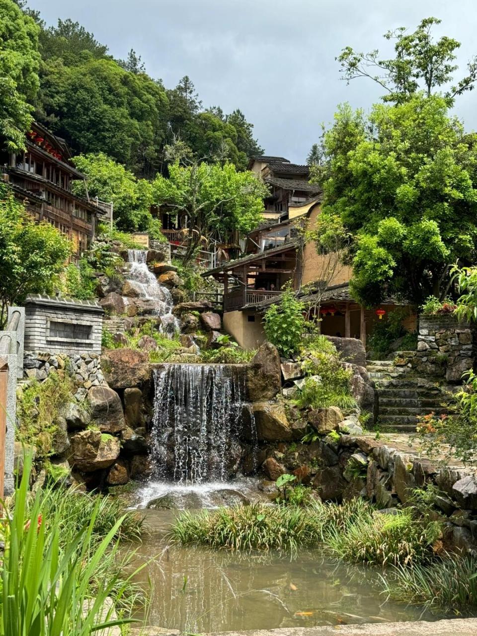 是国内少有的不收门票的古村.