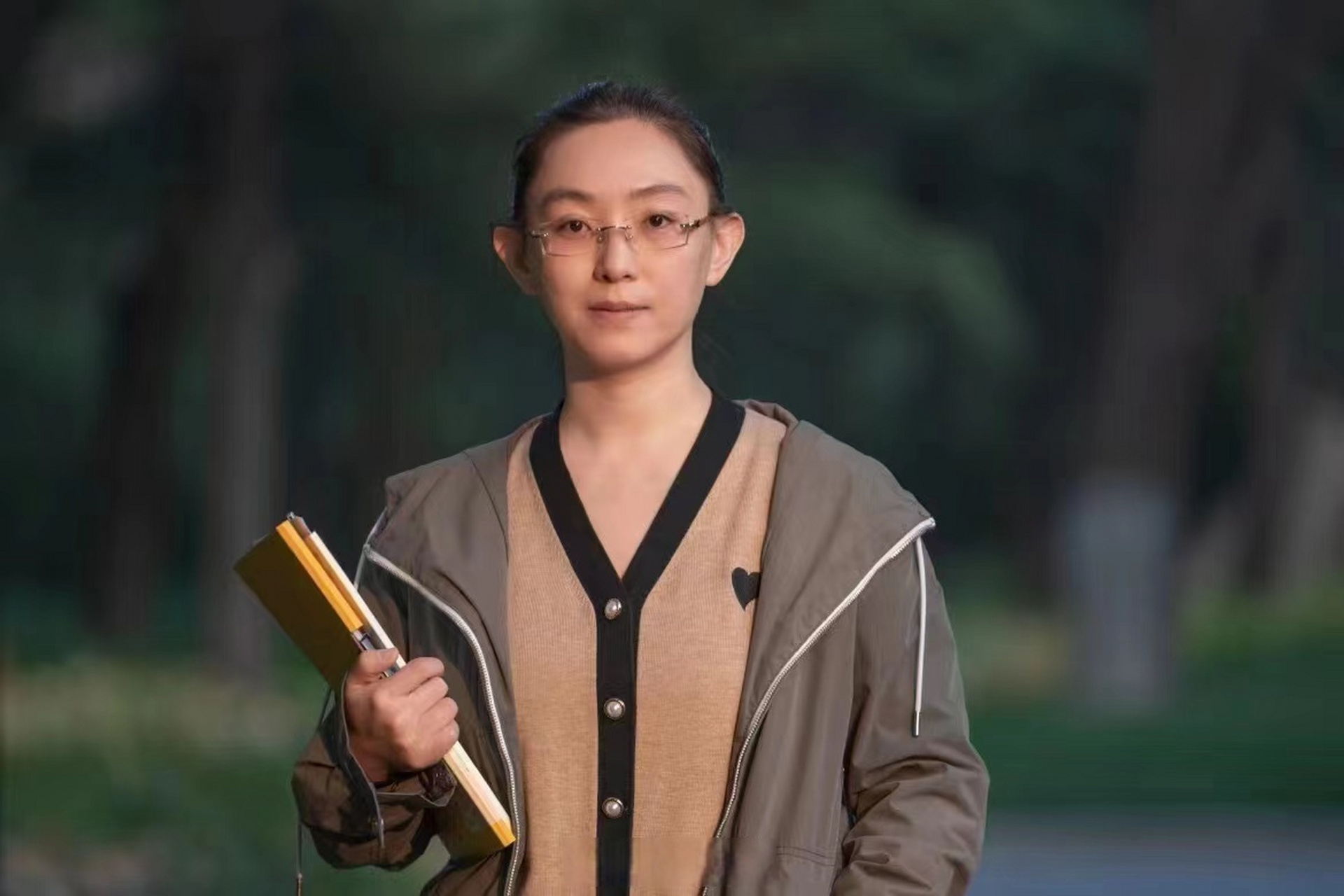 清华女数学家花7年解一道题获大奖  能够重视数学,也代表着这一次青橙