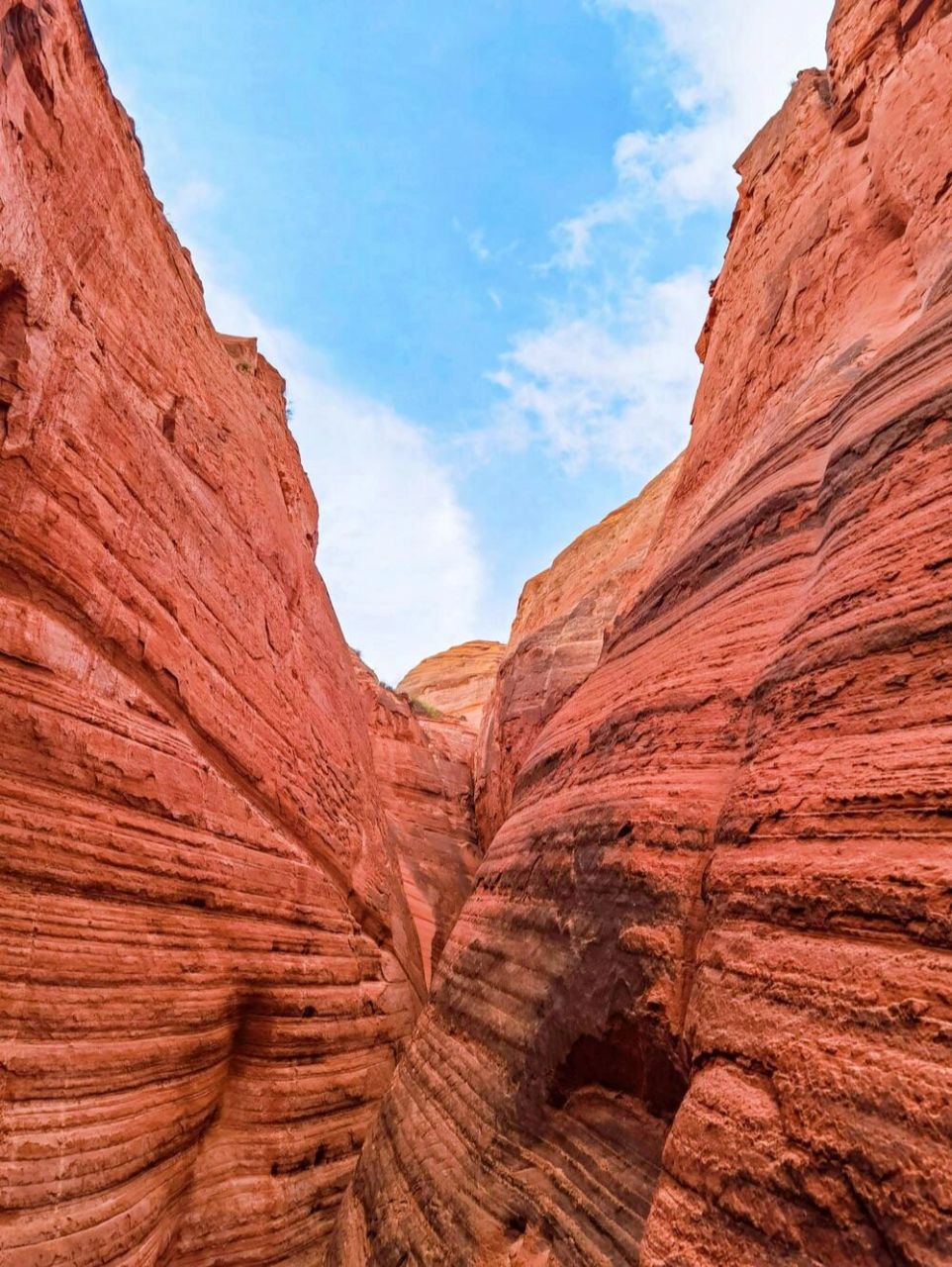 陕北丹霞地貌旅游景区图片