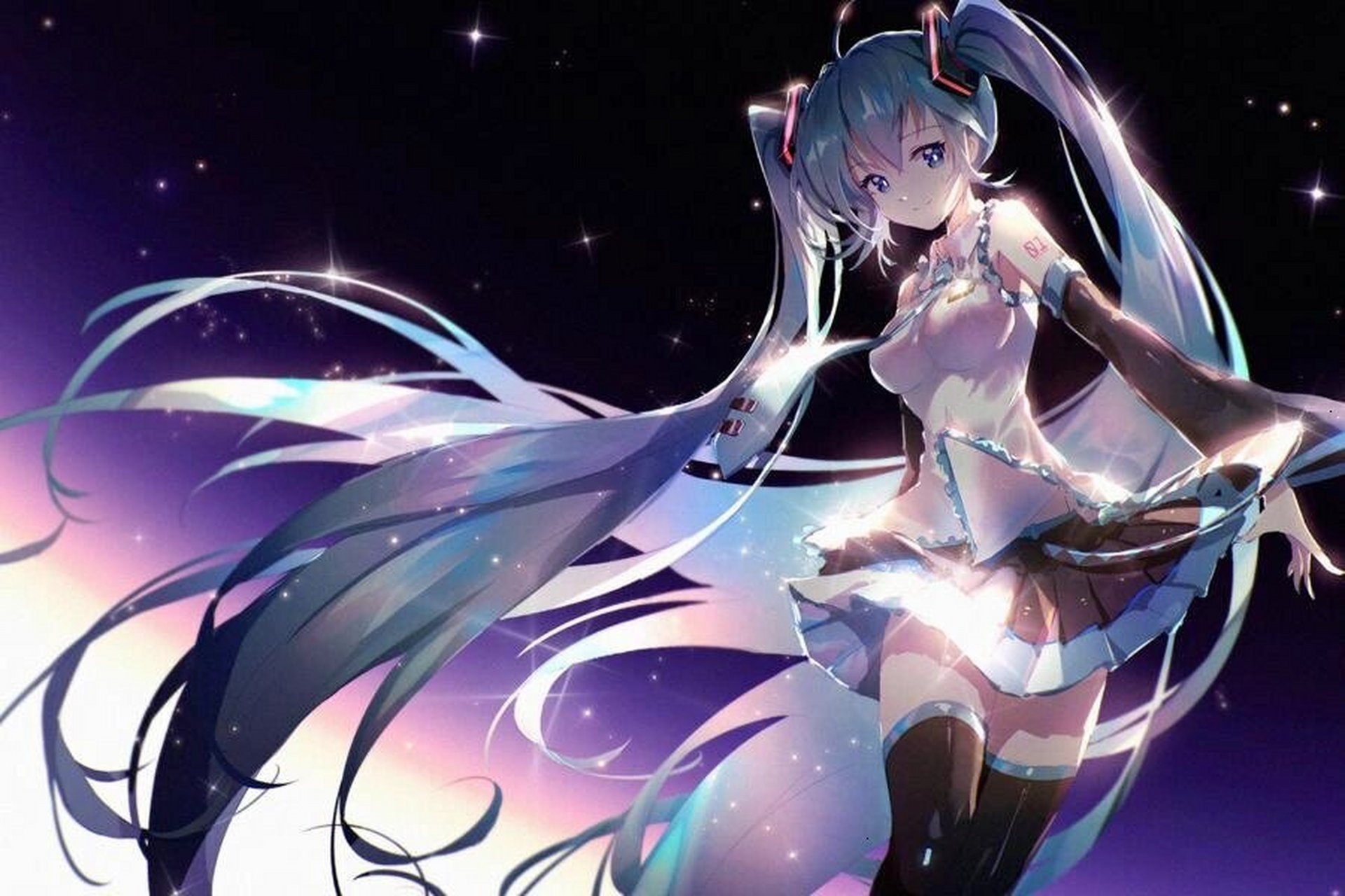 初音未来-横屏壁纸   用电脑和ip的miku粉可以看下哦