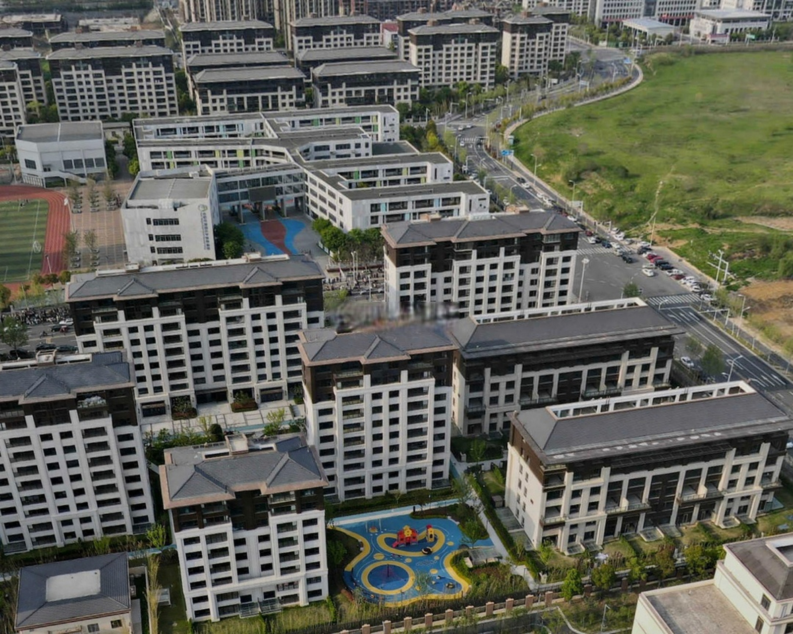 合肥滨湖省府西,葛洲坝中国府 一期中尚府,二期中和府 楼盘为低密度