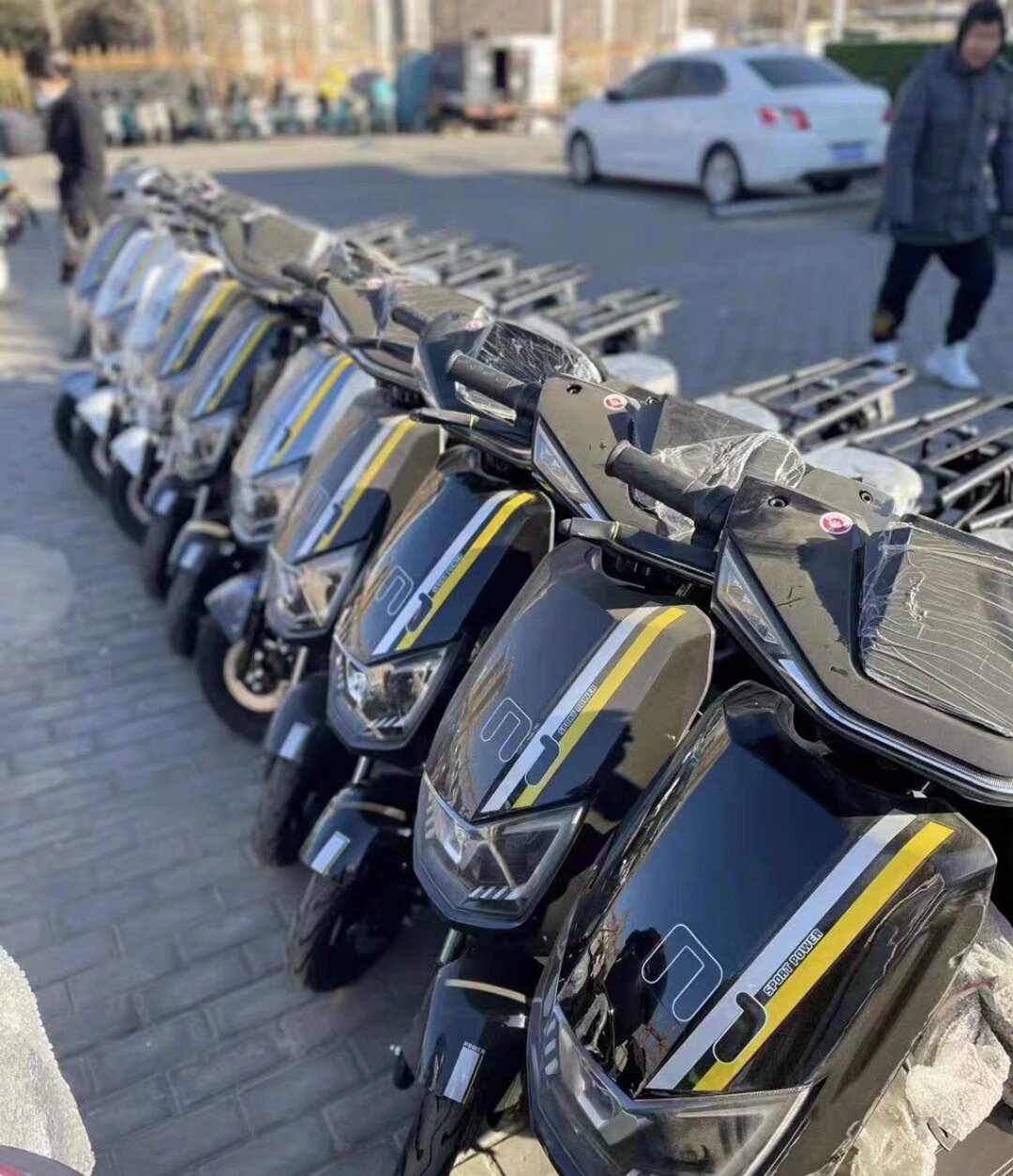 电动车 月租 月租 月租97 零押金电动车租赁出租美团外卖专用 有车